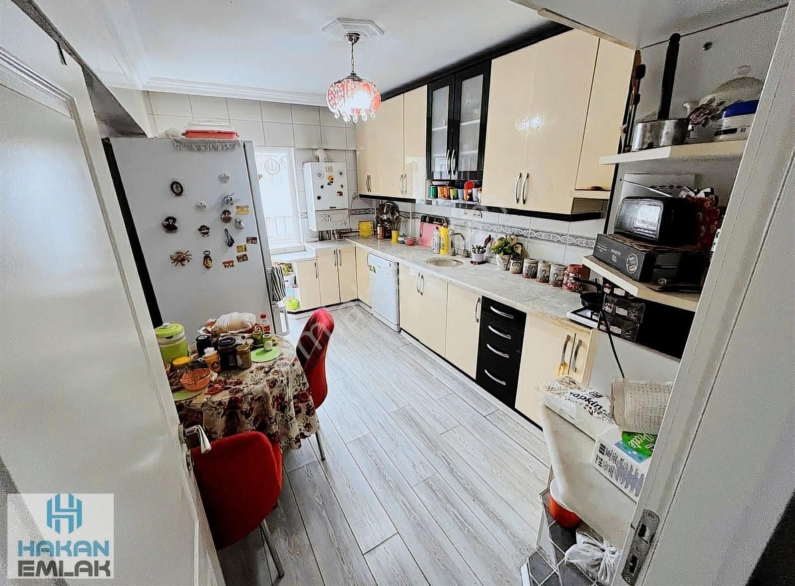 Etimesgut Piyade Mh'de Merkezi Konumda Yapılı 5+1 Teraslı Daire