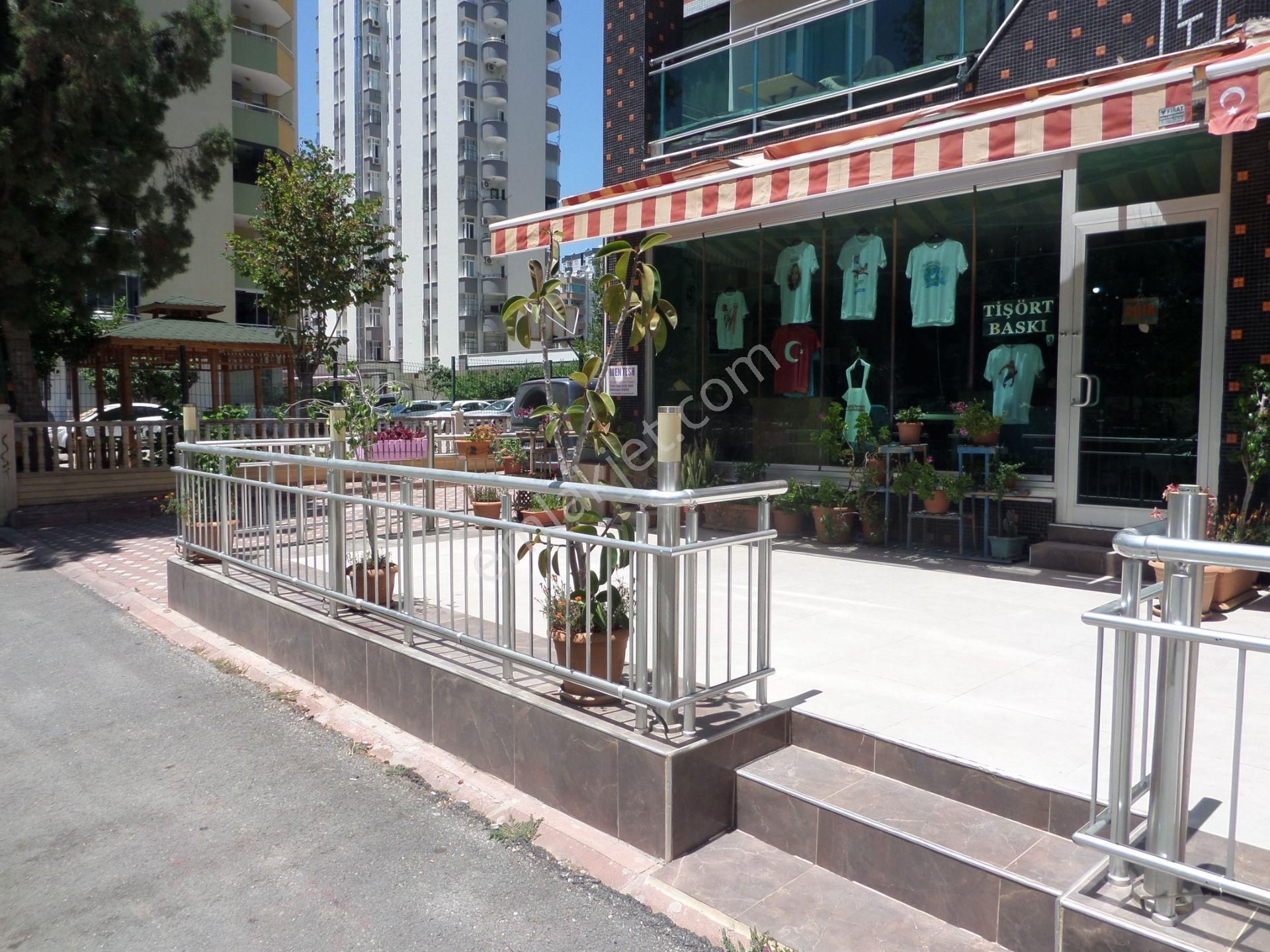 Adana Koop.ta 40m2 Zemin ,40 M2 Bodrumlu Satılık İşyeri