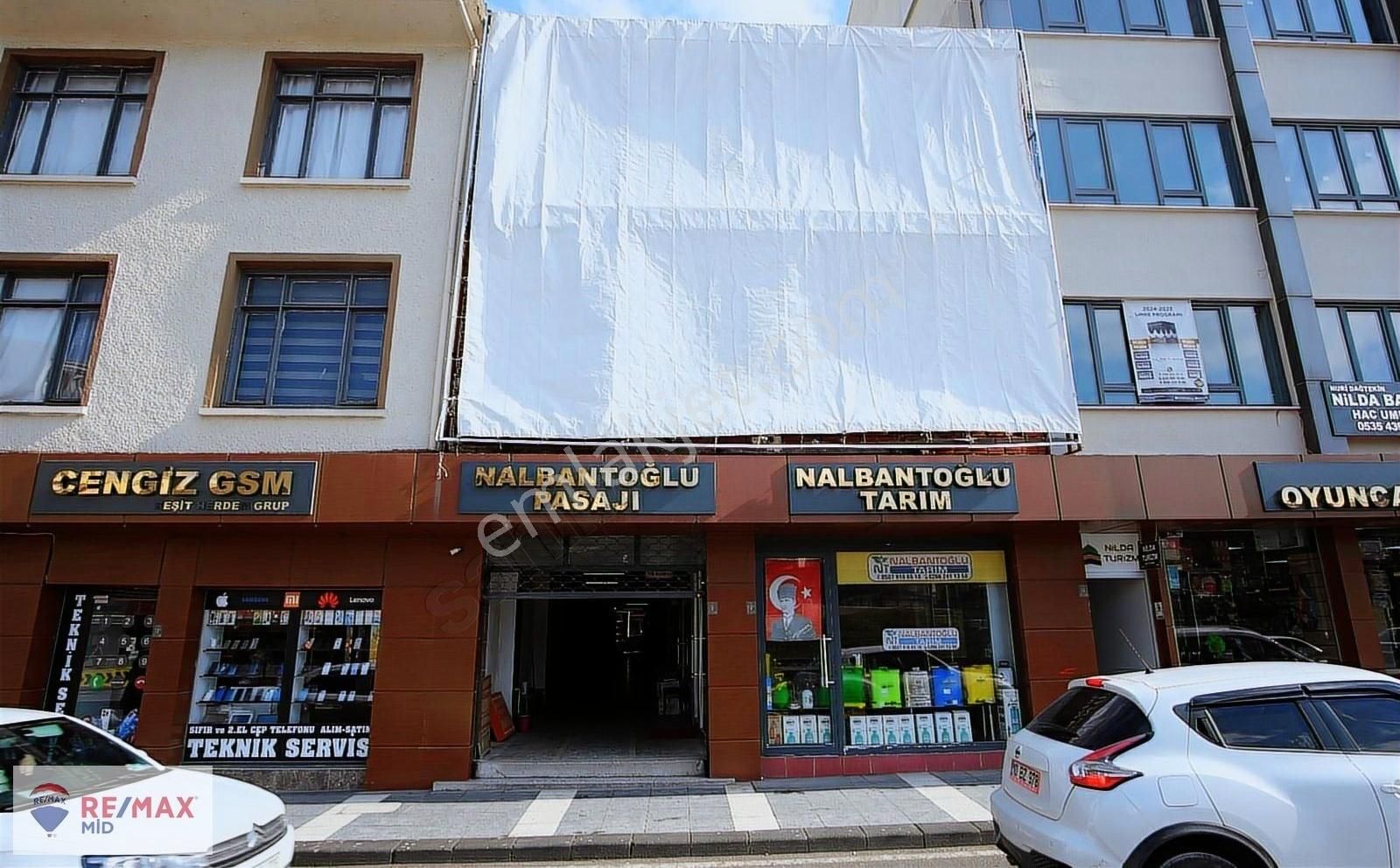 Remax Mıd' Den Çarşı Merkezde Satılık Işhanı