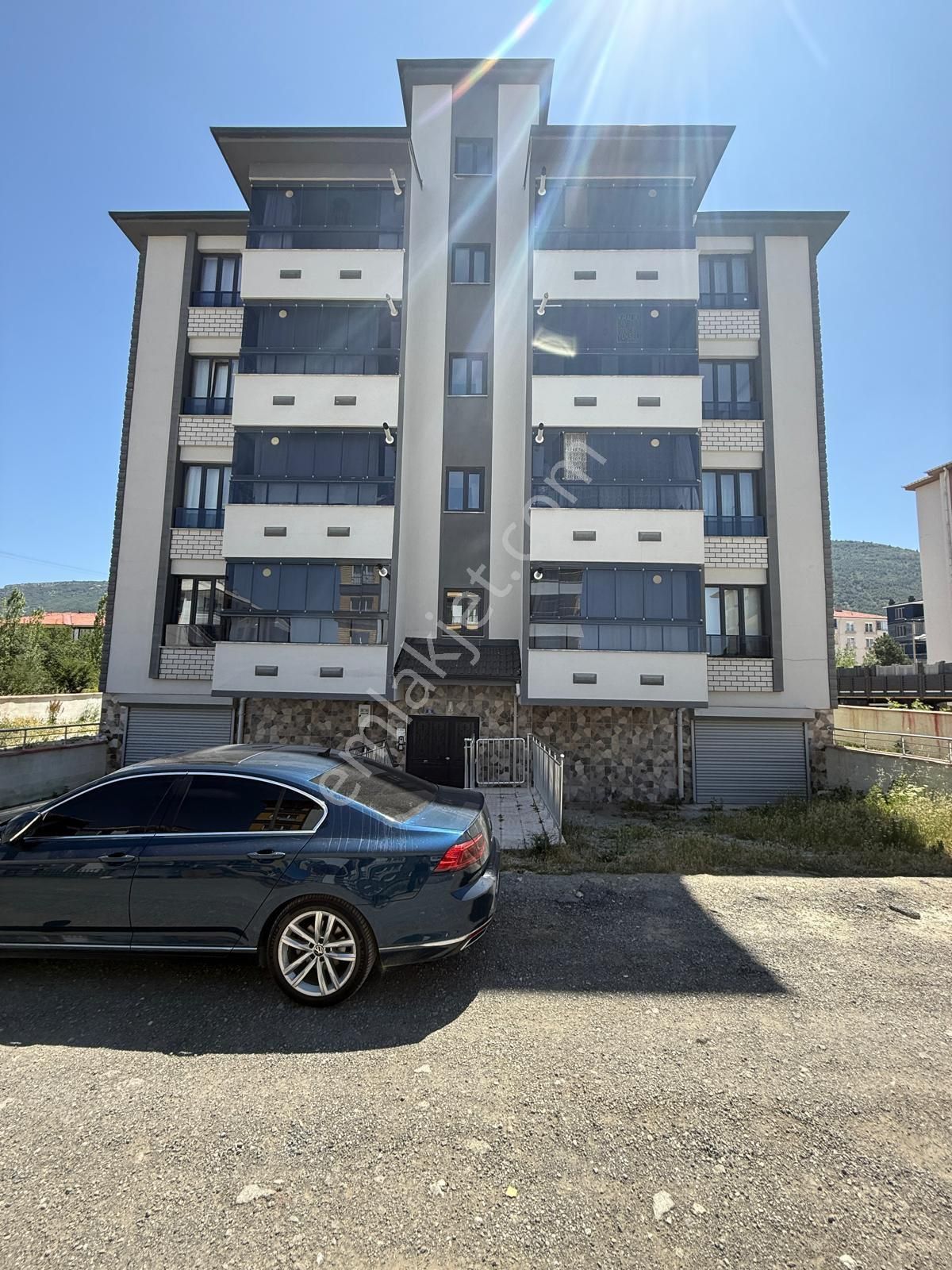Yüksel Emlaktan Gazi Mahallesinde Kiralık Daire