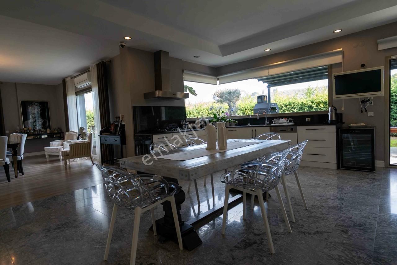 Aclass'dan Kuşadası'nda Özel Konumda-5700 M2 Arsa Icerısınde -lüx Çiftlik Evi. - Görsel 28