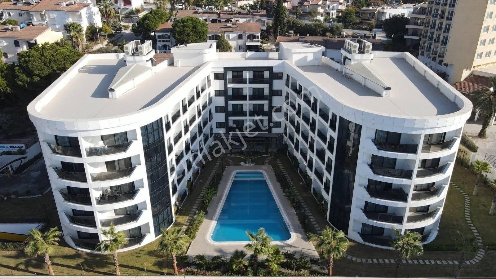 Aydin Kusadasi Kadınlar Plajında 1+1 Lux Apartimiz Satiliktir