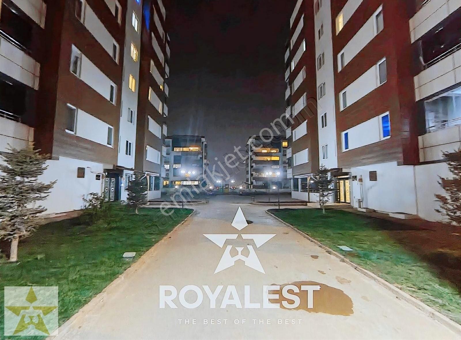 Royalest'ten İbn-i Sina Bölgesinde Lüks Ve Taşınmaya Hazır 3.5+1