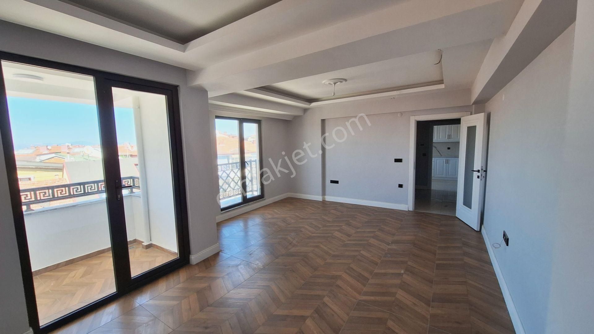Kocaeli Karamürsel Teraslı 3+1 Dublkes Satılık Sıfır Daire