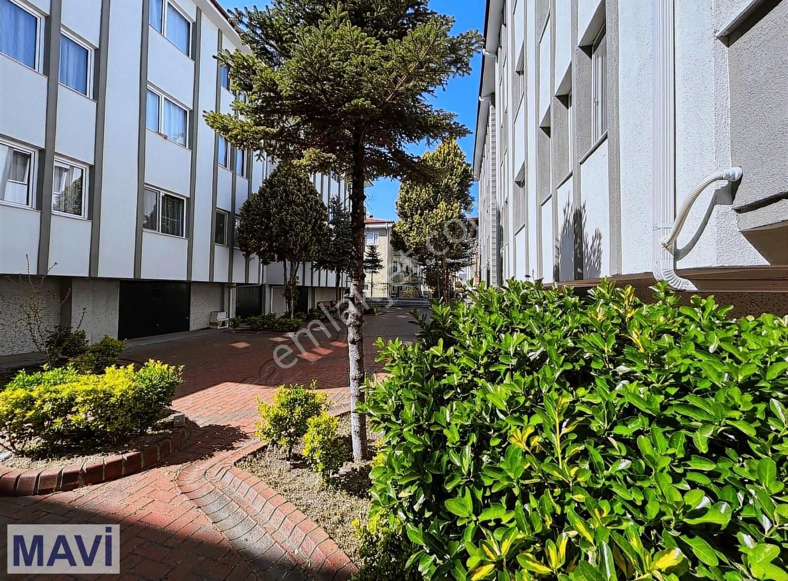 Remax Maviden Millet Bahçesinin Yanıbaşında Site İçi 3+1 Daire