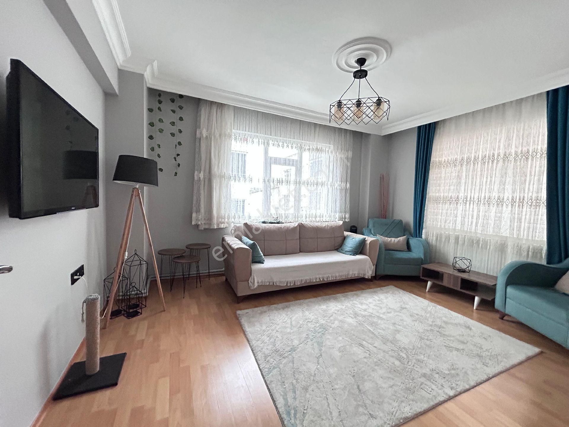 Lider Gayrimenkul'den Selahiye Mh. 2+1 Eşyalı İçi Full Yapılı Fırsat Daire