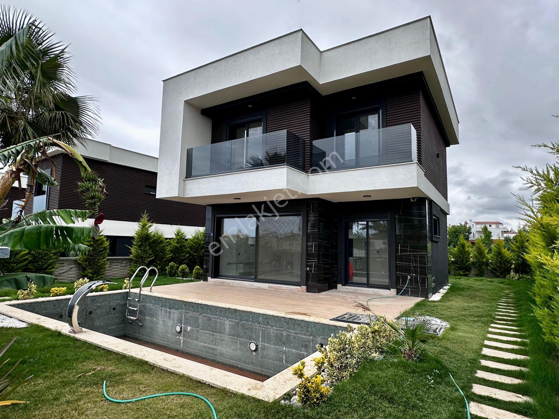 Kuşadası Güzelçamlı Müstakil Özel Havuzlu 3+1 Villa - Görsel 8