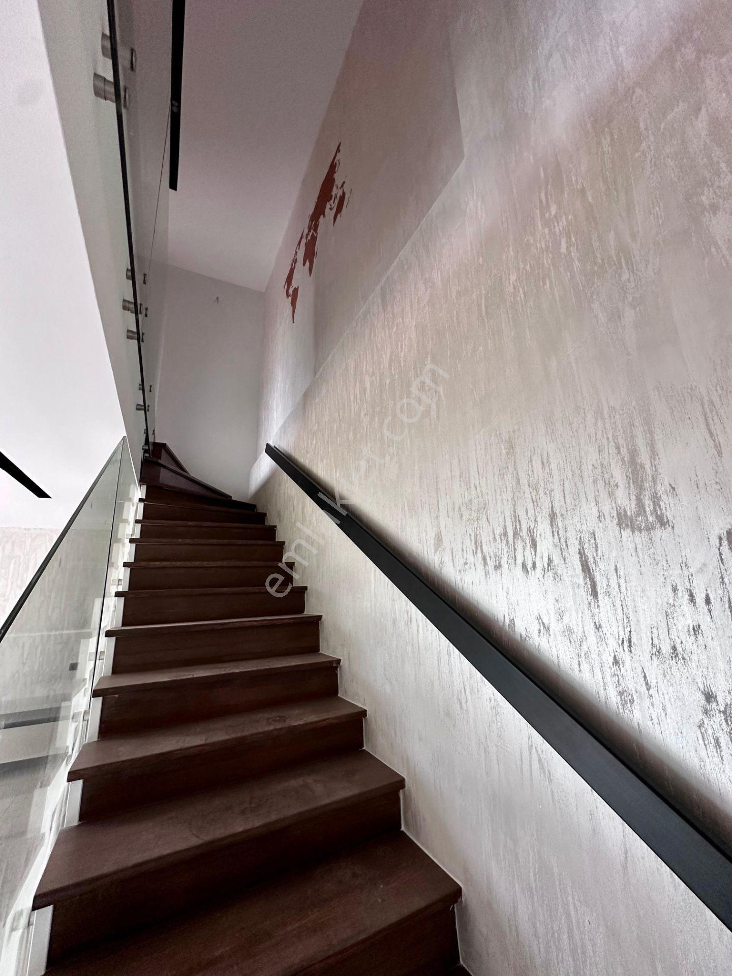 Kuşadası Güzelçamlı Müstakil Özel Havuzlu 3+1 Villa - Görsel 13