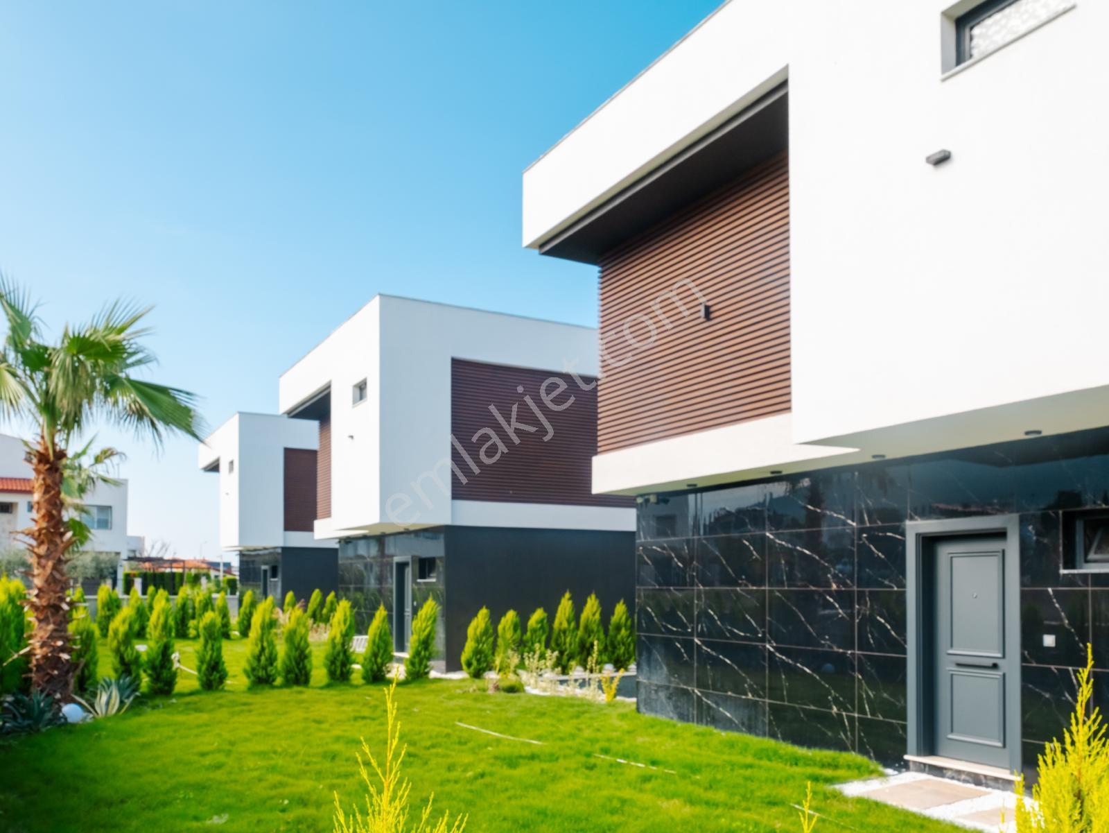 Kuşadası Güzelçamlı Müstakil Özel Havuzlu 3+1 Villa - Görsel 20