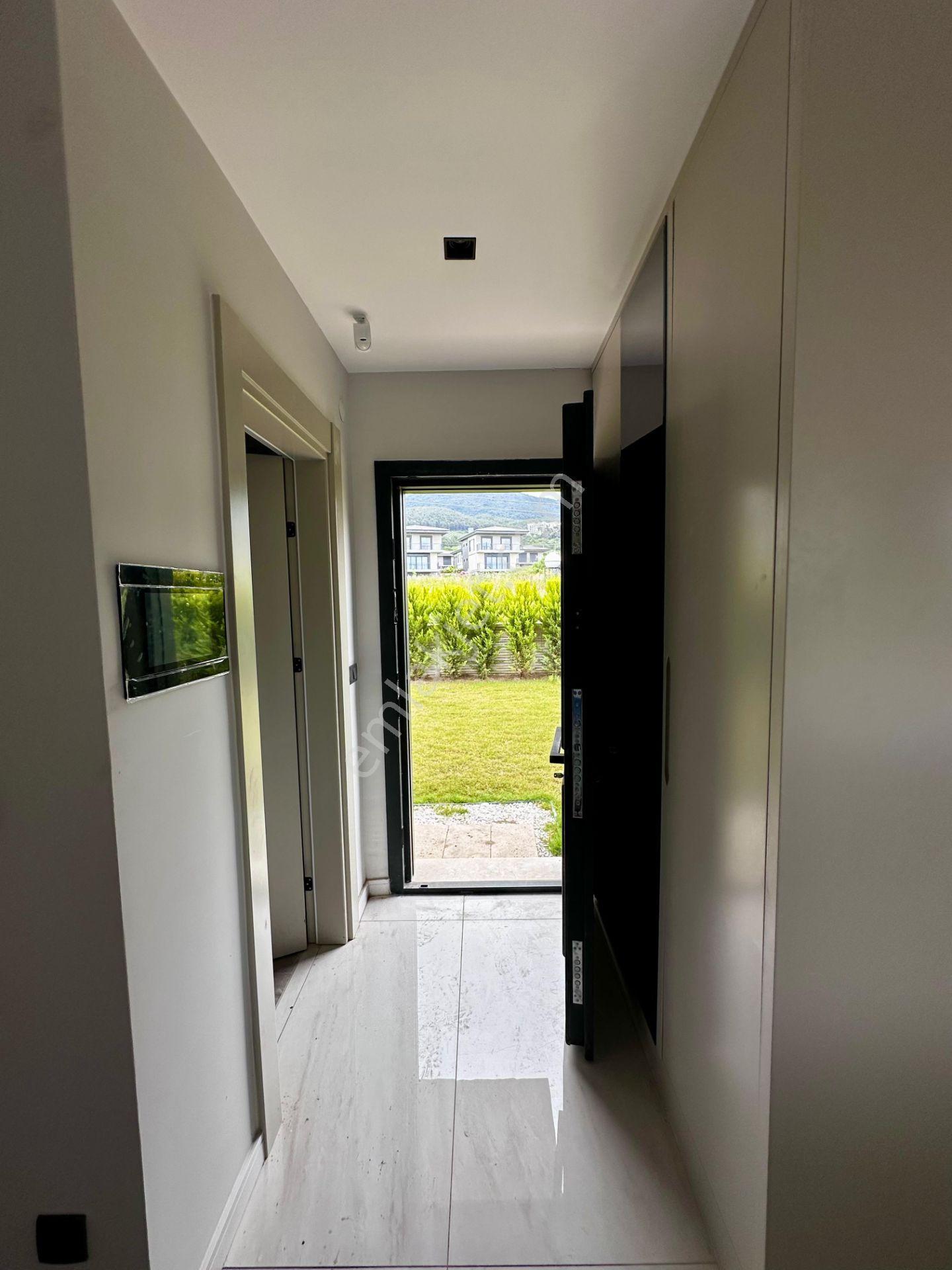 Kuşadası Güzelçamlı Müstakil Özel Havuzlu 3+1 Villa - Görsel 16