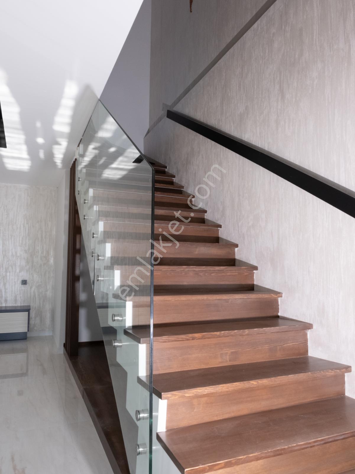 Kuşadası Güzelçamlı Müstakil Özel Havuzlu 3+1 Villa - Görsel 31
