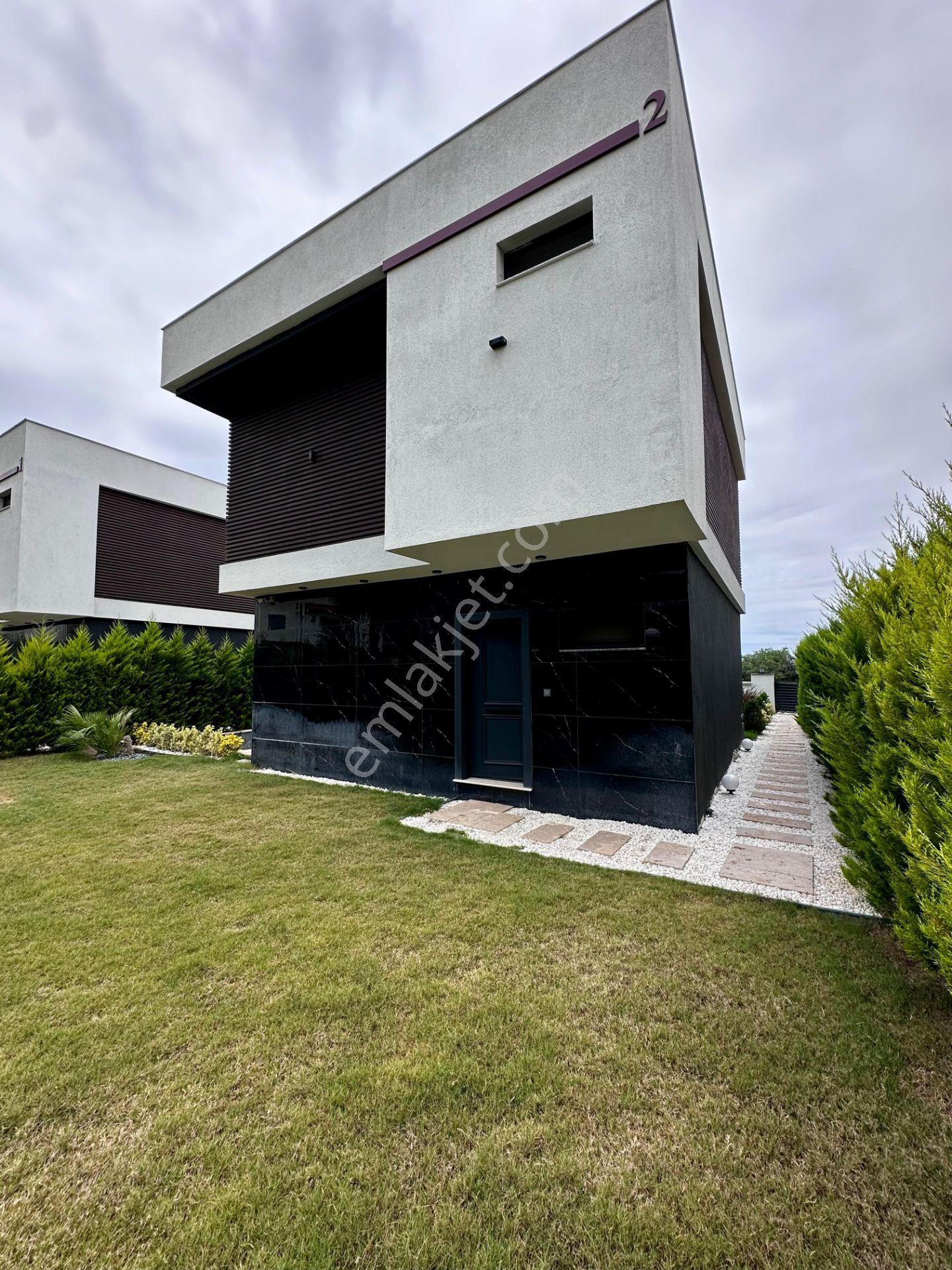 Kuşadası Güzelçamlı Müstakil Özel Havuzlu 3+1 Villa - Görsel 7