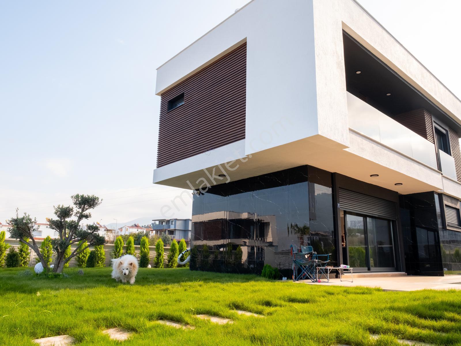 Kuşadası Güzelçamlı Müstakil Özel Havuzlu 3+1 Villa - Görsel 19