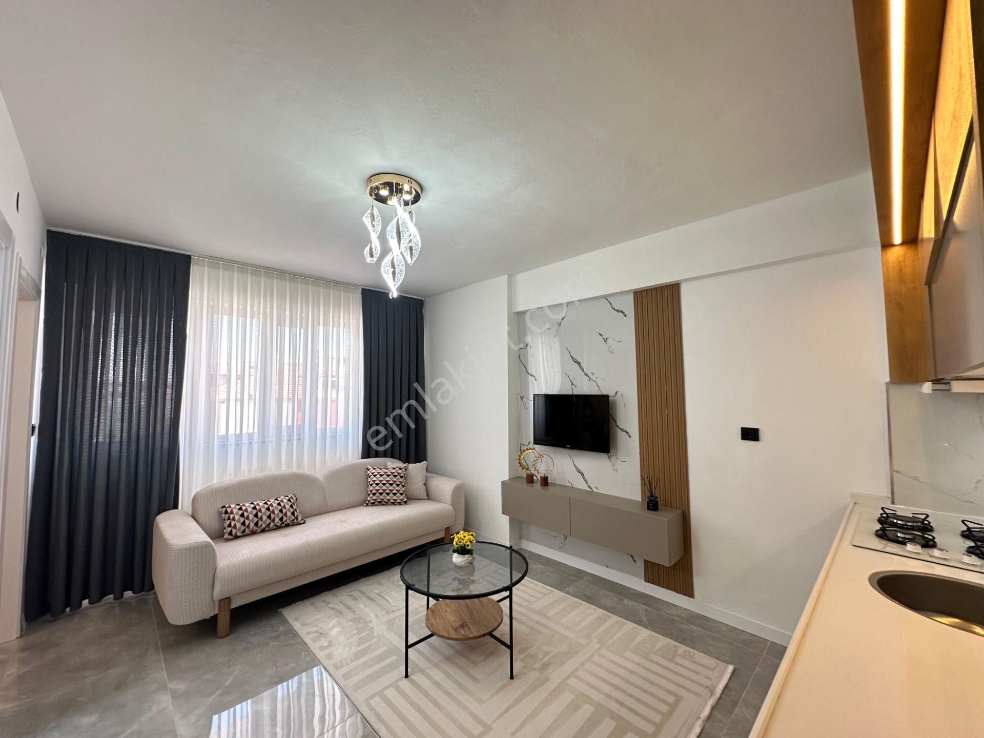 Asmalıevler Mah. 1+1 Full Eşyalı Arakat Balkonlu Lüks Apart