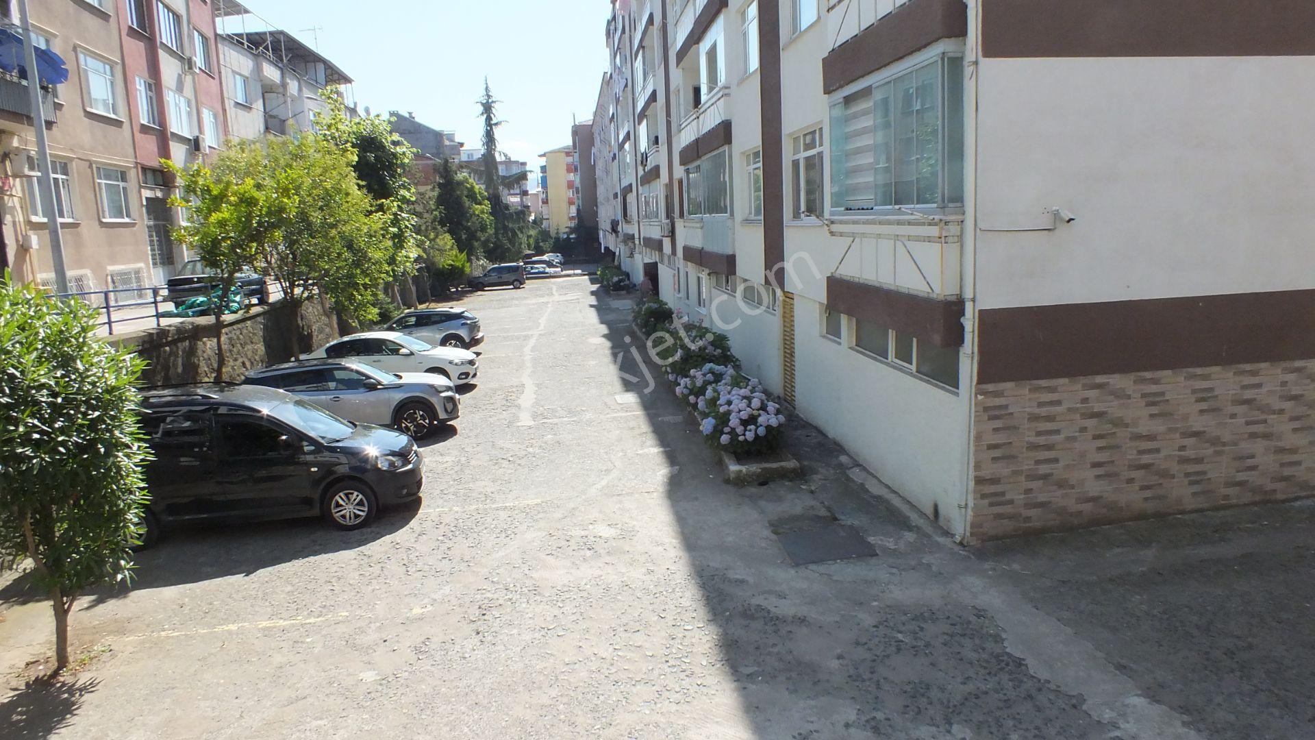 İnönü Mah. Satılık 5. Kat 2+1 Daire Ve 14 Dükkanda 40/1 Hisse - Görsel 8