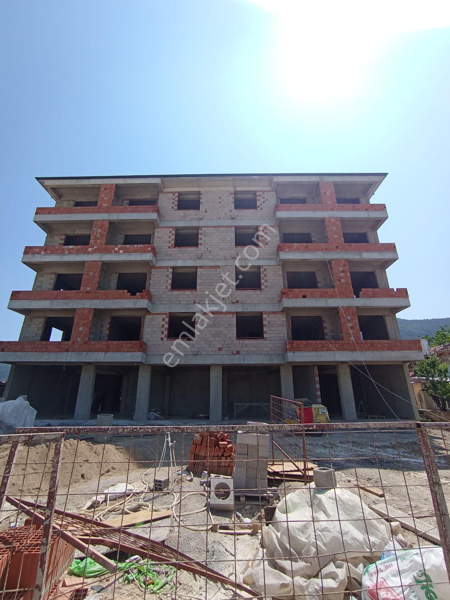 Uca' Dan Gazi Mahallesin De Lüks 1+1 Satılık Daireler..!!!!