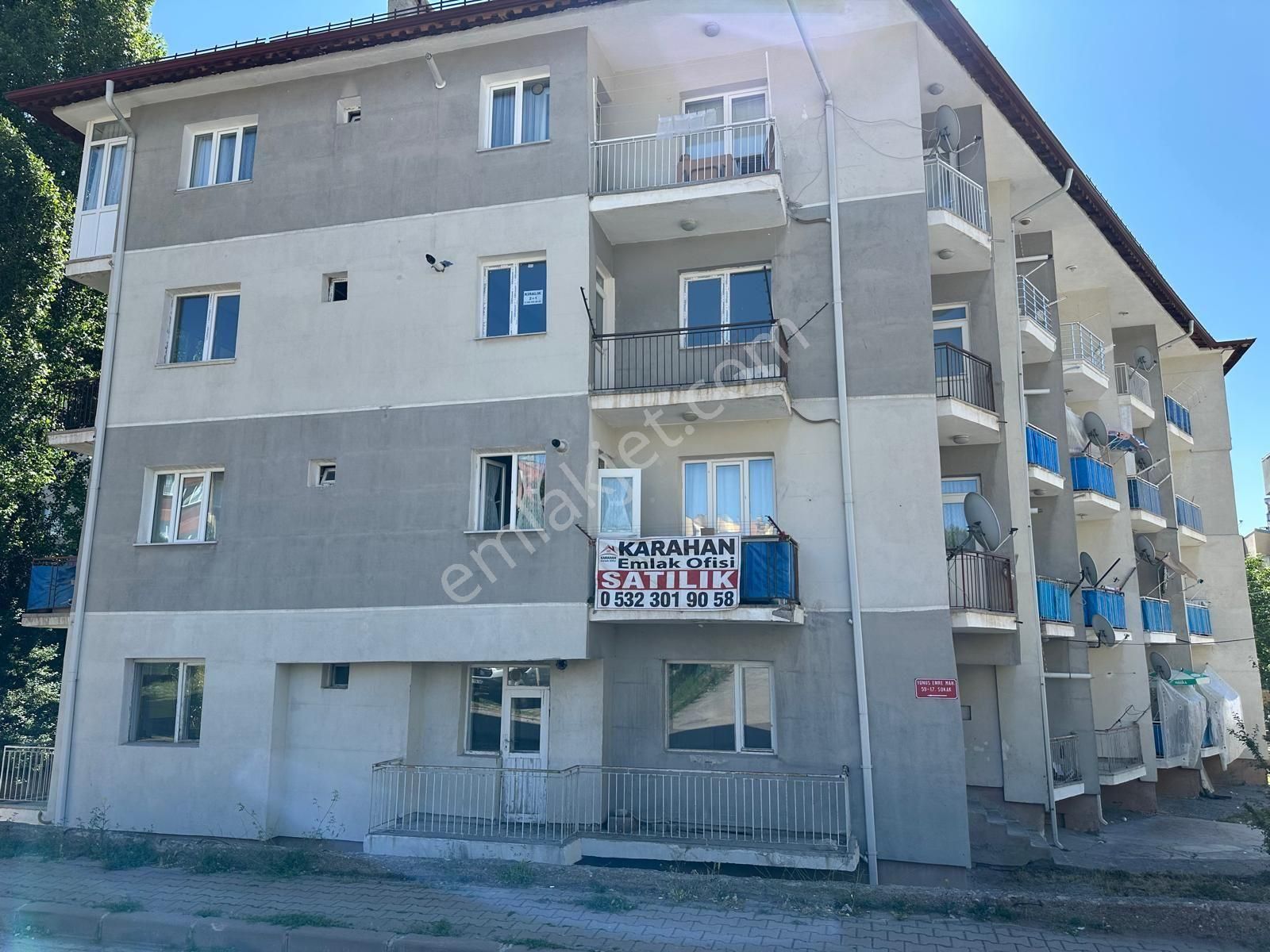 Karahan Emlak'tan Satılık Daire*yunusemrede*2.kat*100 M²*2+1