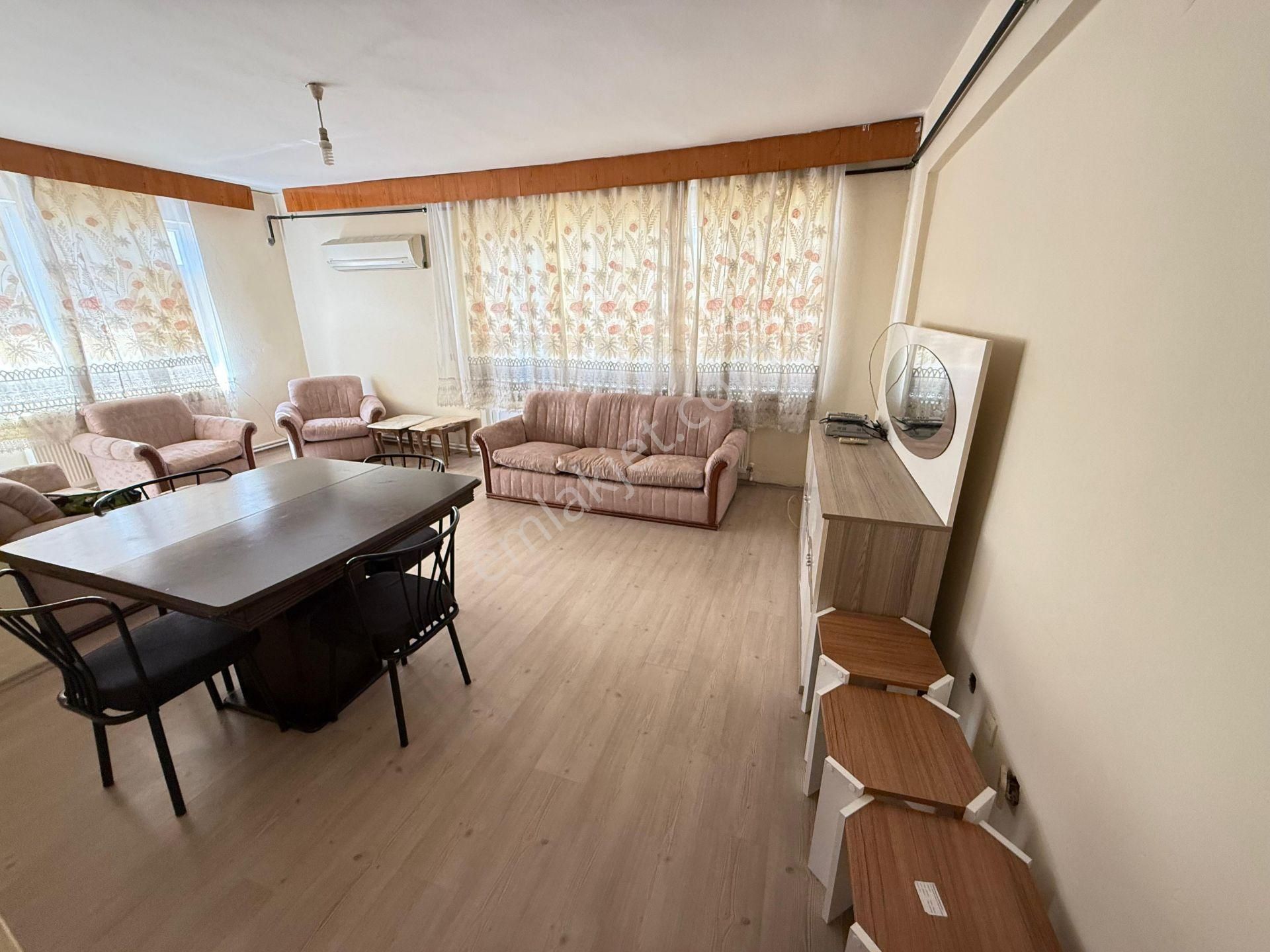 Liderden Merkezde Memura Kiralık Doğalgazlı Eşyalı 3+1 Daire
