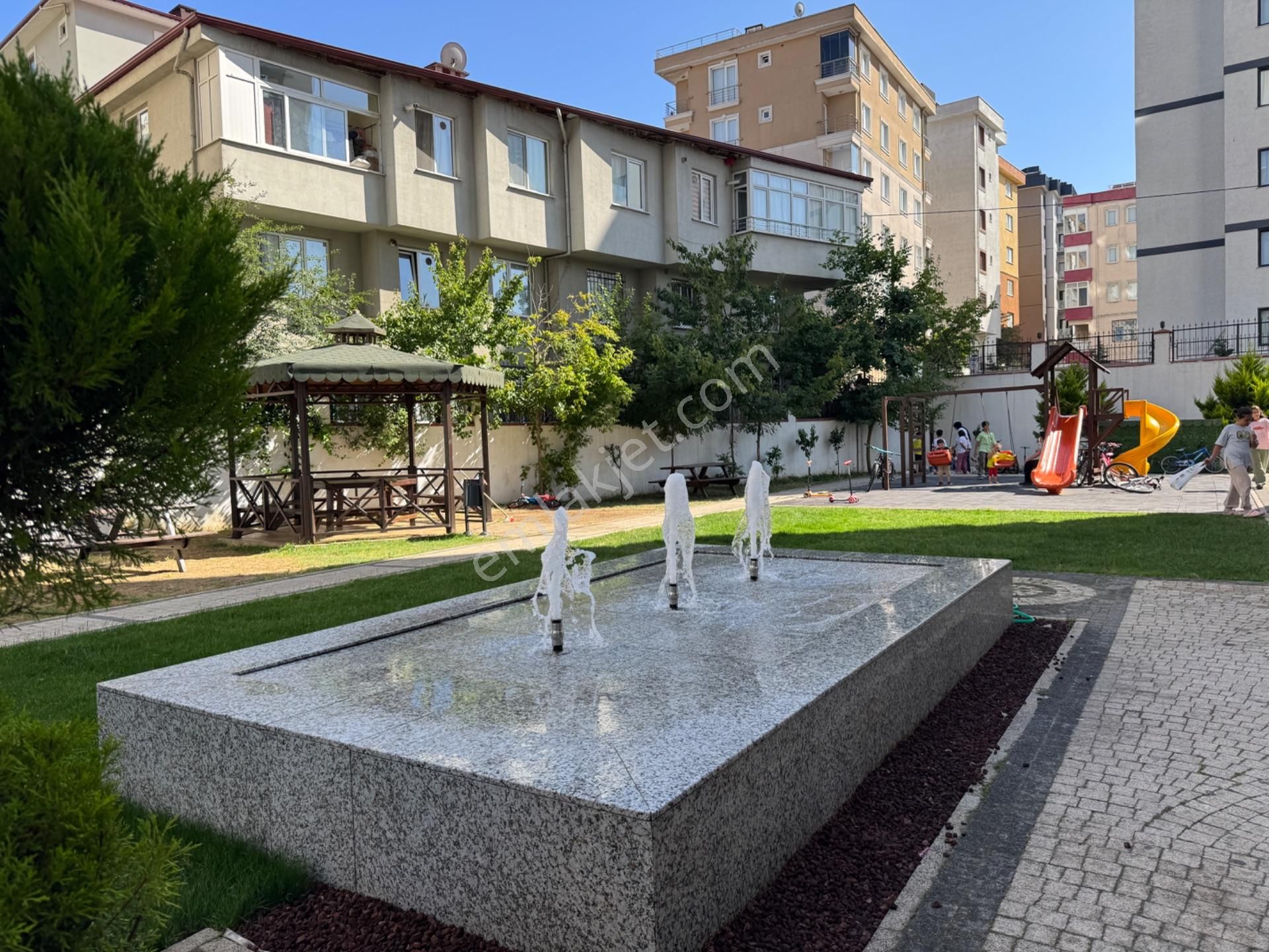 Elmalıkent Mh 1+1 Ara Kat75 M2 Yenikent St K.otopark Satılık Daire