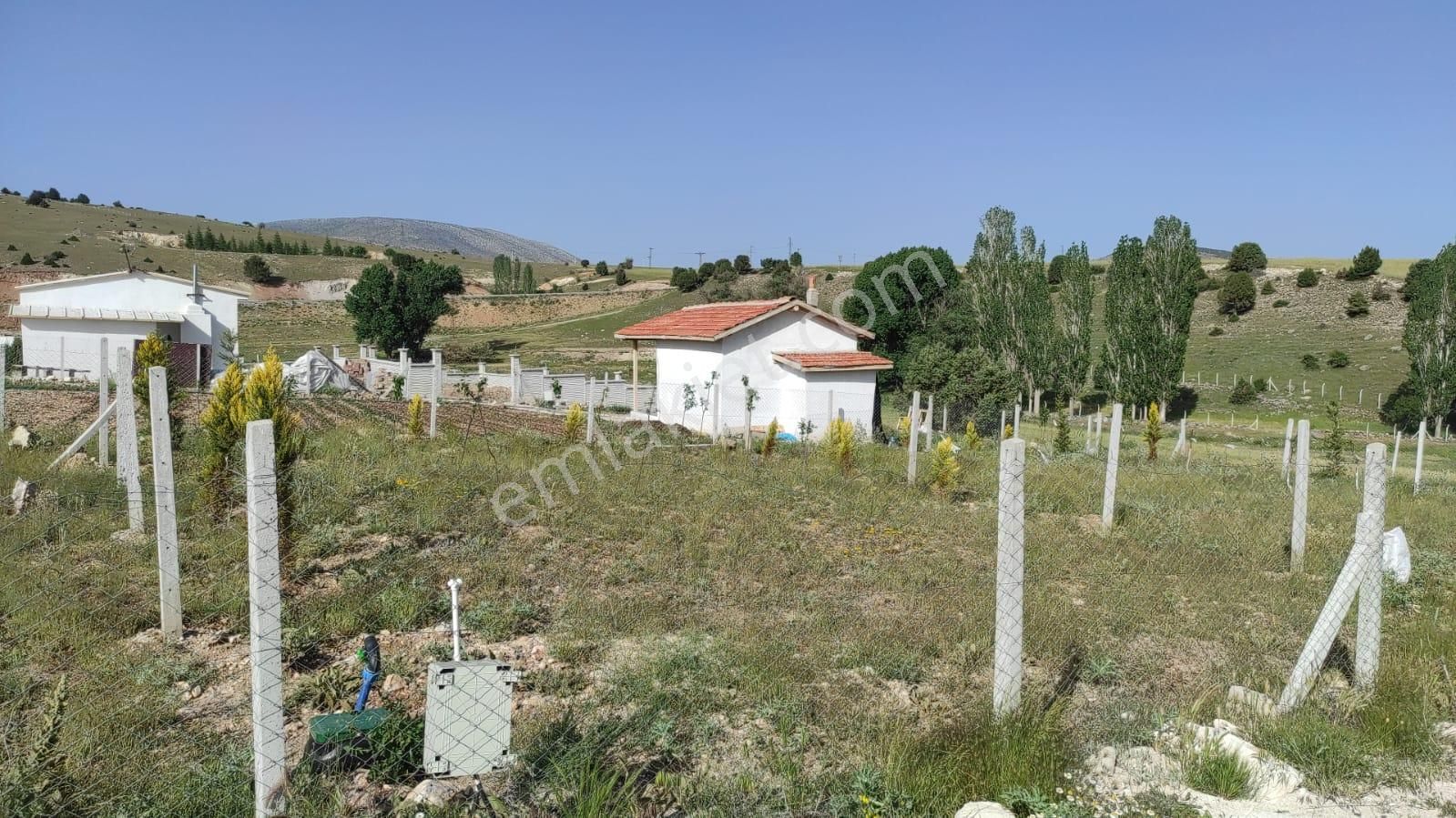 Meram Bulumya Erenkaya'da Satılık 242 M2 Bahçe Çok Uygun Fiyata