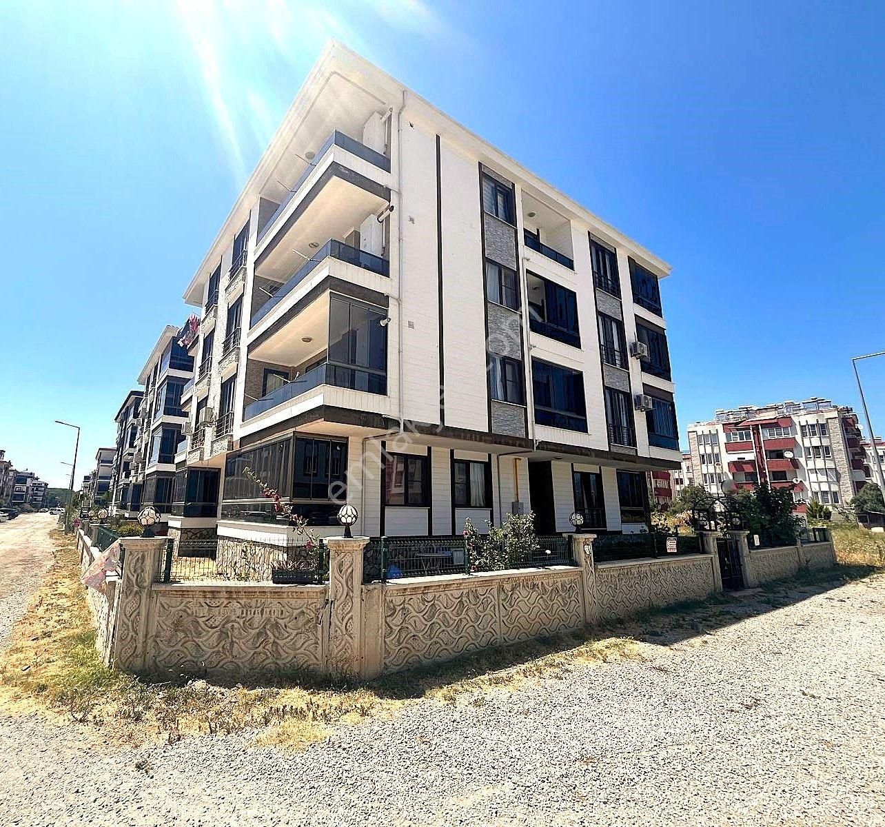 Akçay'da Aygül'den Bir Fırsat Daha Site İçi Ön Cephe Geniş Cam Balkon & Doğalgazlı 2+1 Satılık Daire