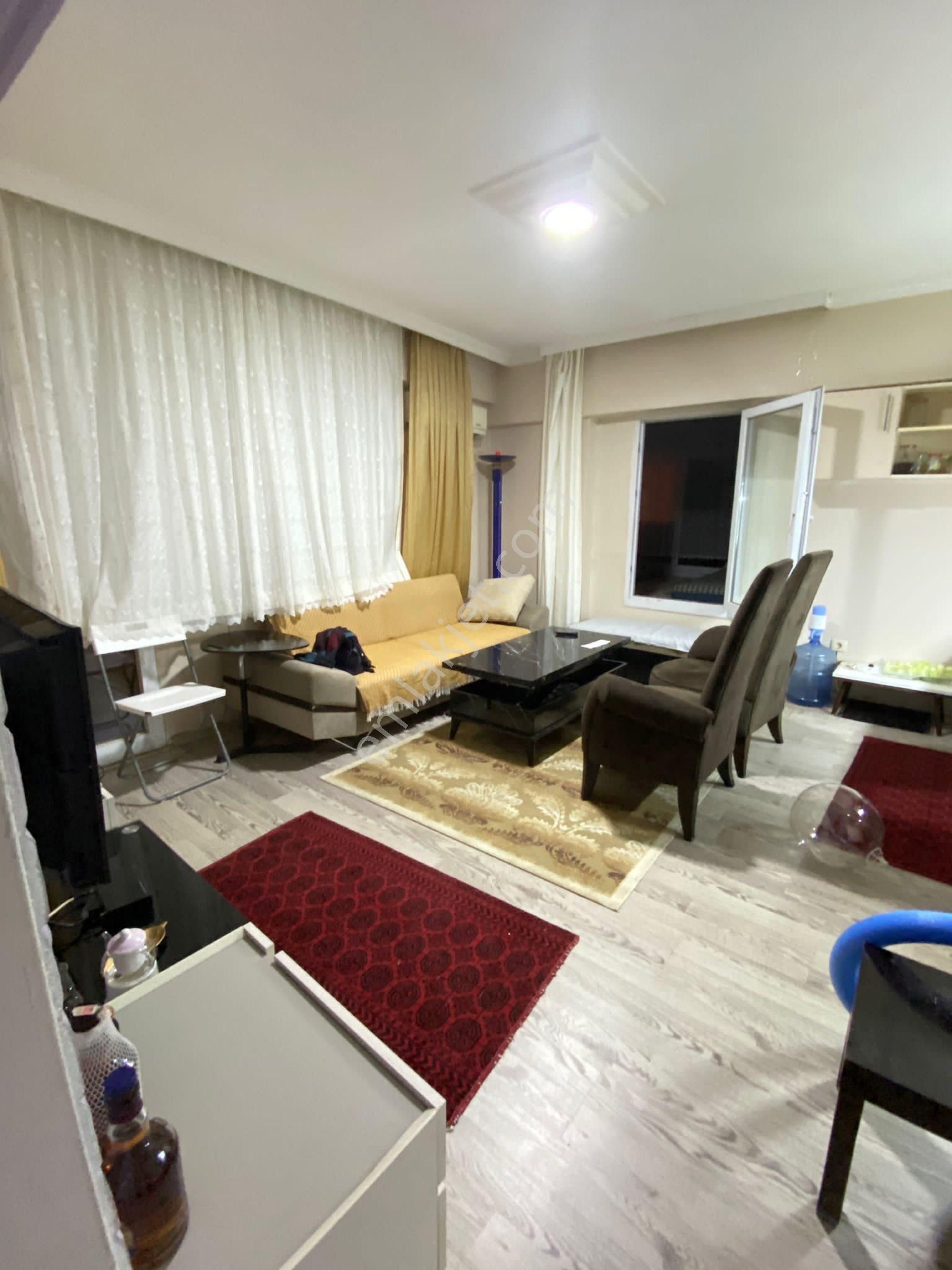 Kusadasi Merkezde 2+1 Esyali Satilik Tam Yatirimlik Daire 2.690.000 Tl