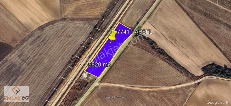 Kavaklı'da İmar Yakını Yola Çift Cephe 5.820 M2 Yatırımlık Tarla