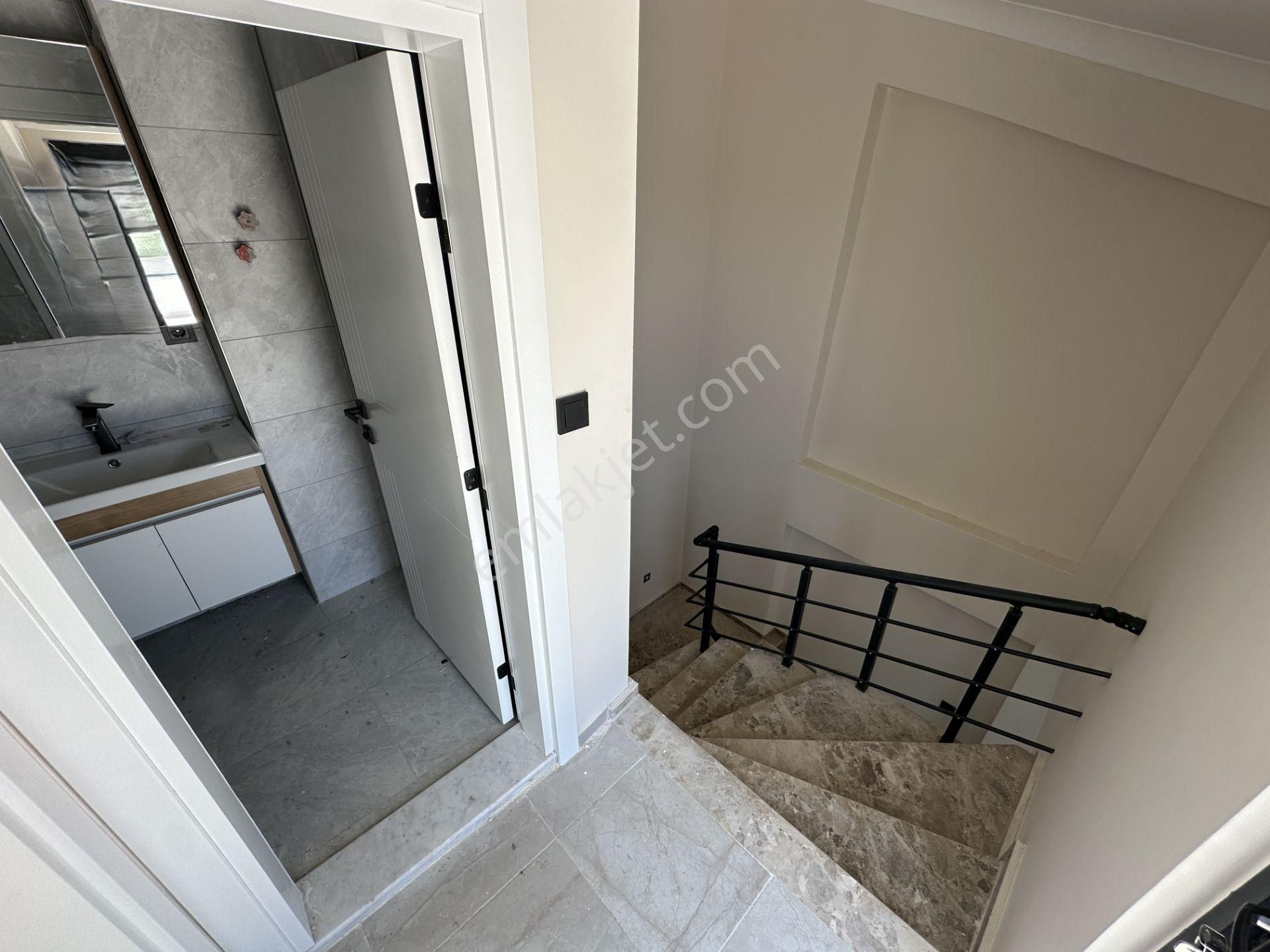 🔴 Ayanoğlundan Huzurun Adresi Gürede Modern Tasarımlı 3+1 Villa - Görsel 19