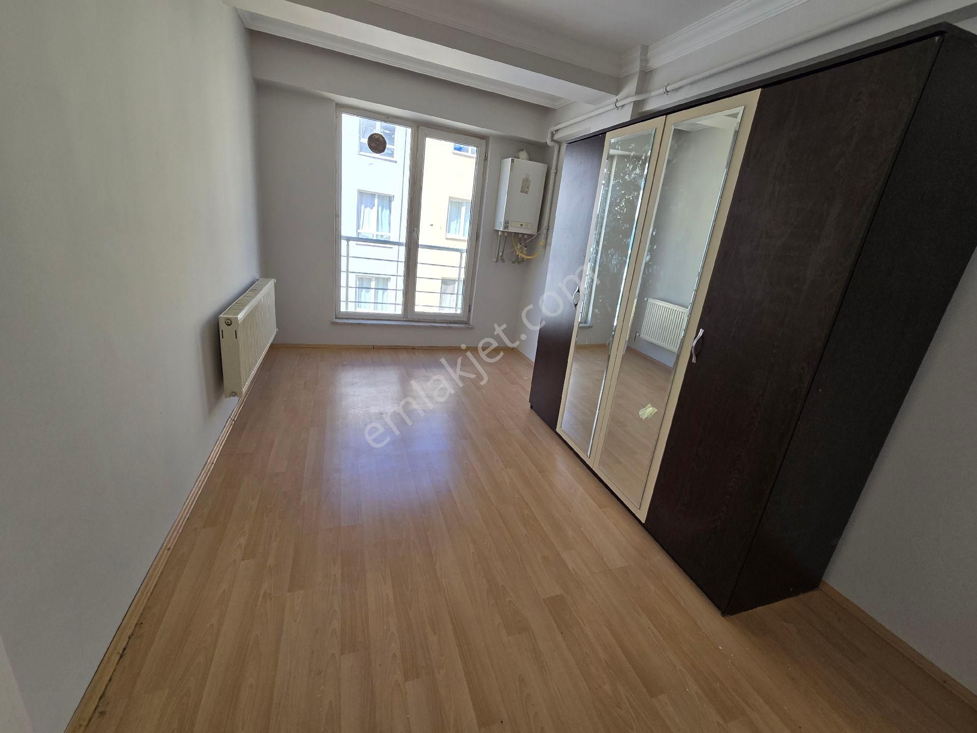 Eskişehir Tepebaşı Yenibağlar Mh Ayrı Mutfaklı 1+1 Kiralık Daire