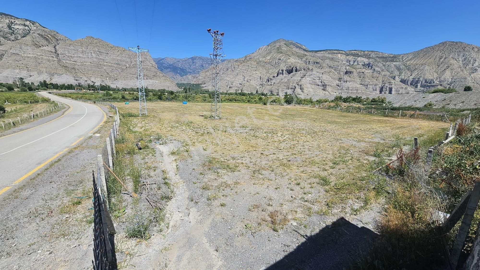 Tortum Şelalesine 10 Dk Mesafede Uzundere’de Ana Yol Üzeri Satılık Arsa Süper Konumda - Görsel 8