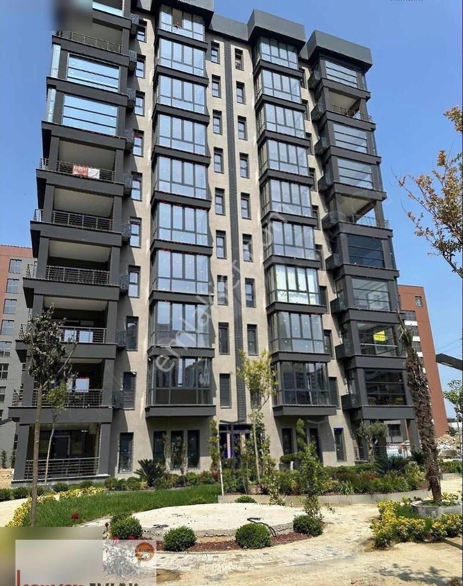 Başakşehir 5. Etap Hanedan Konaklarında 4+1 Satılık Daire