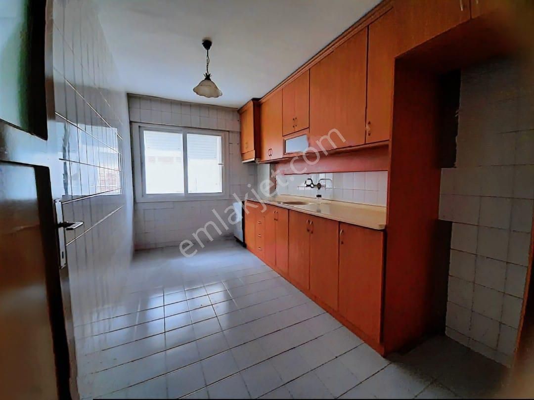 Konak Altıntaş Mahallesinde 2+1 Otoparklı Kiralık Daire - Görsel 6