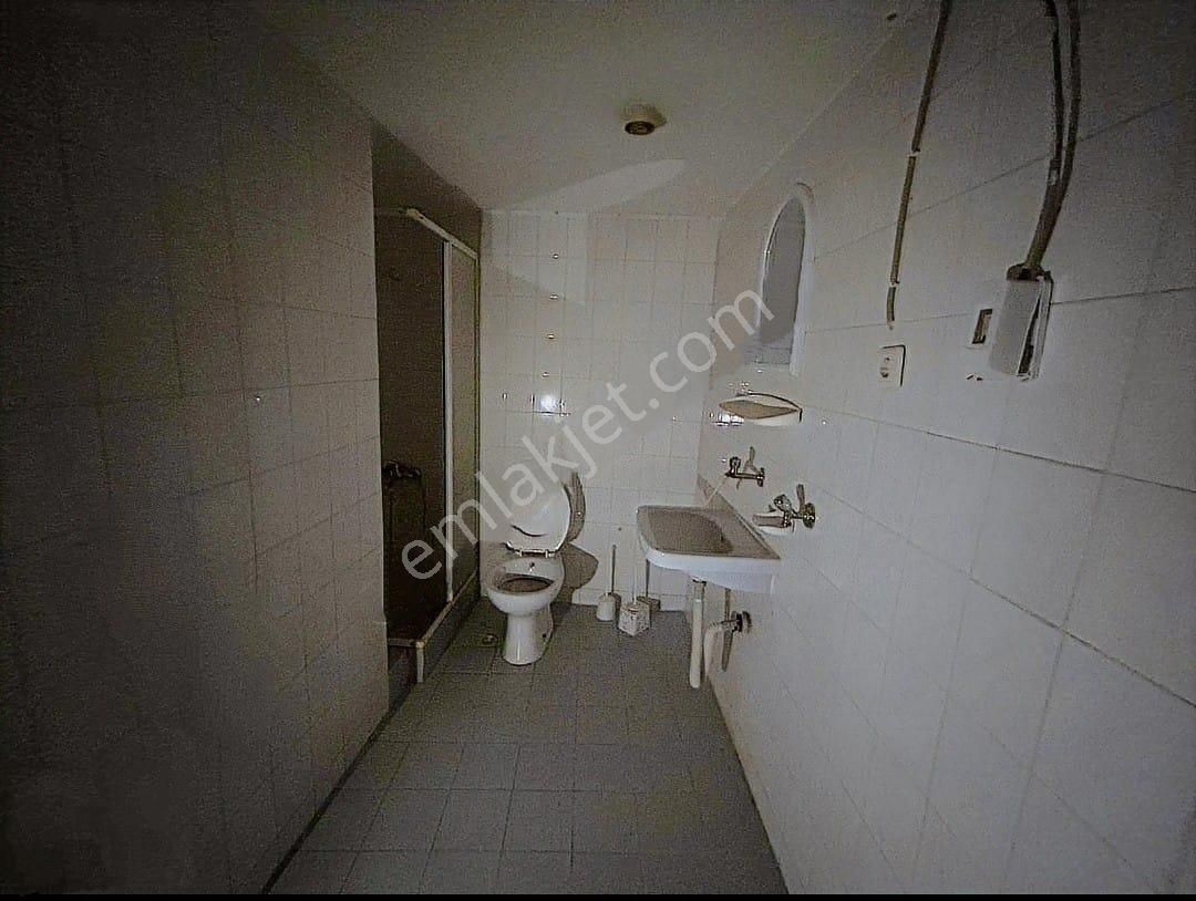 Konak Altıntaş Mahallesinde 2+1 Otoparklı Kiralık Daire - Görsel 9