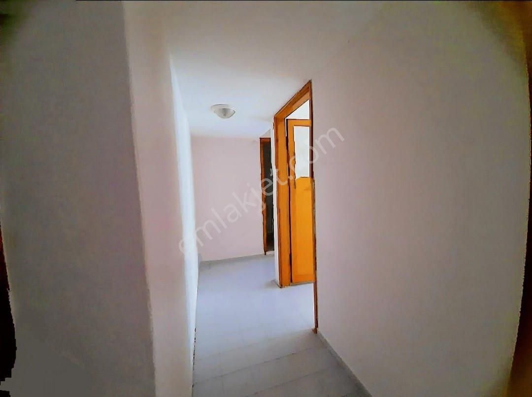 Konak Altıntaş Mahallesinde 2+1 Otoparklı Kiralık Daire - Görsel 13