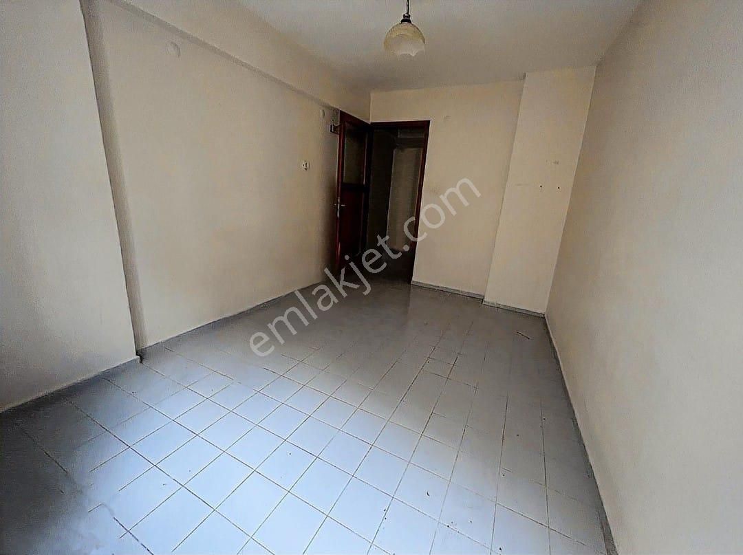 Konak Altıntaş Mahallesinde 2+1 Otoparklı Kiralık Daire - Görsel 11