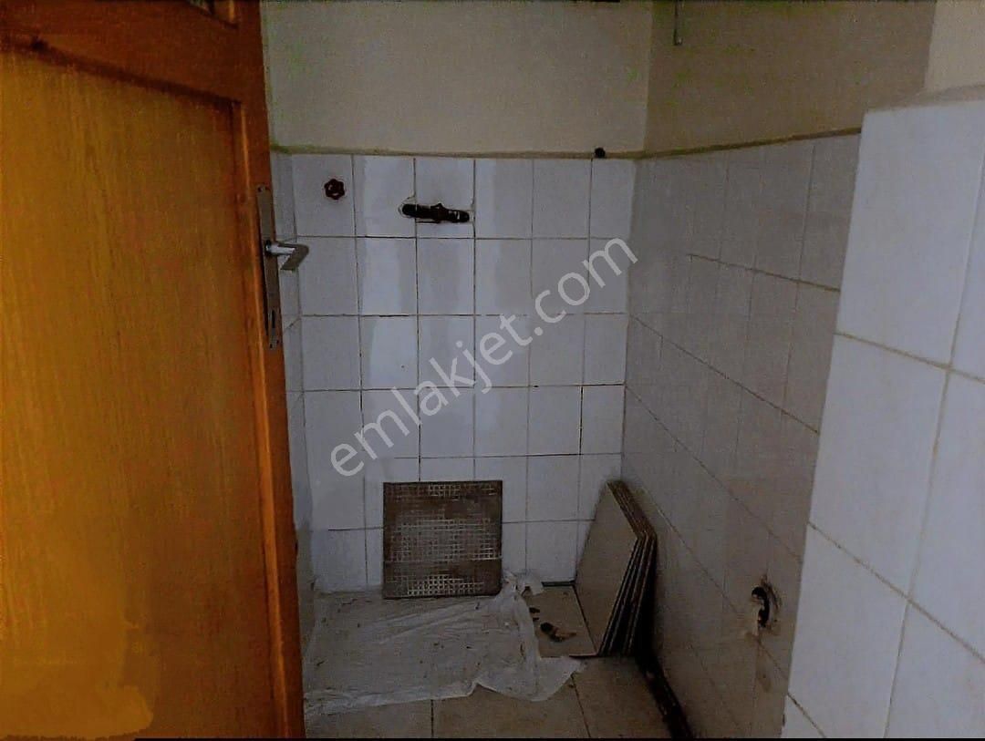 Konak Altıntaş Mahallesinde 2+1 Otoparklı Kiralık Daire - Görsel 16