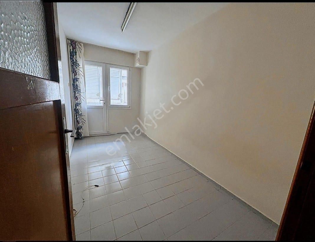 Konak Altıntaş Mahallesinde 2+1 Otoparklı Kiralık Daire - Görsel 10