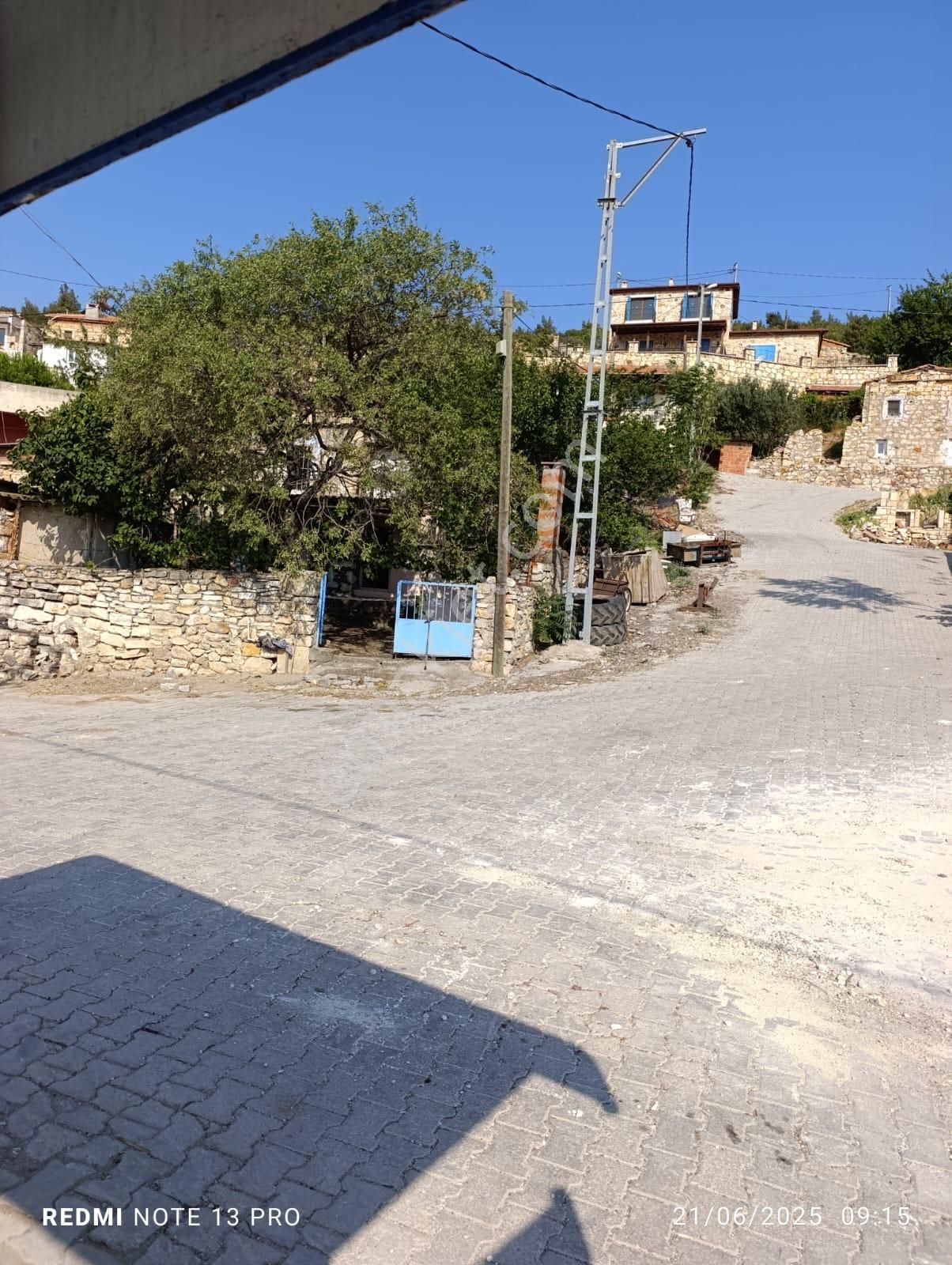 Foça Kocamehmetler Köyünde Satılık Eski Rum Taş Ev - Görsel 25