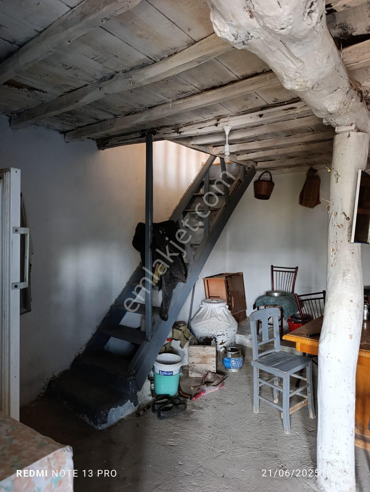 Foça Kocamehmetler Köyünde Satılık Eski Rum Taş Ev - Görsel 29