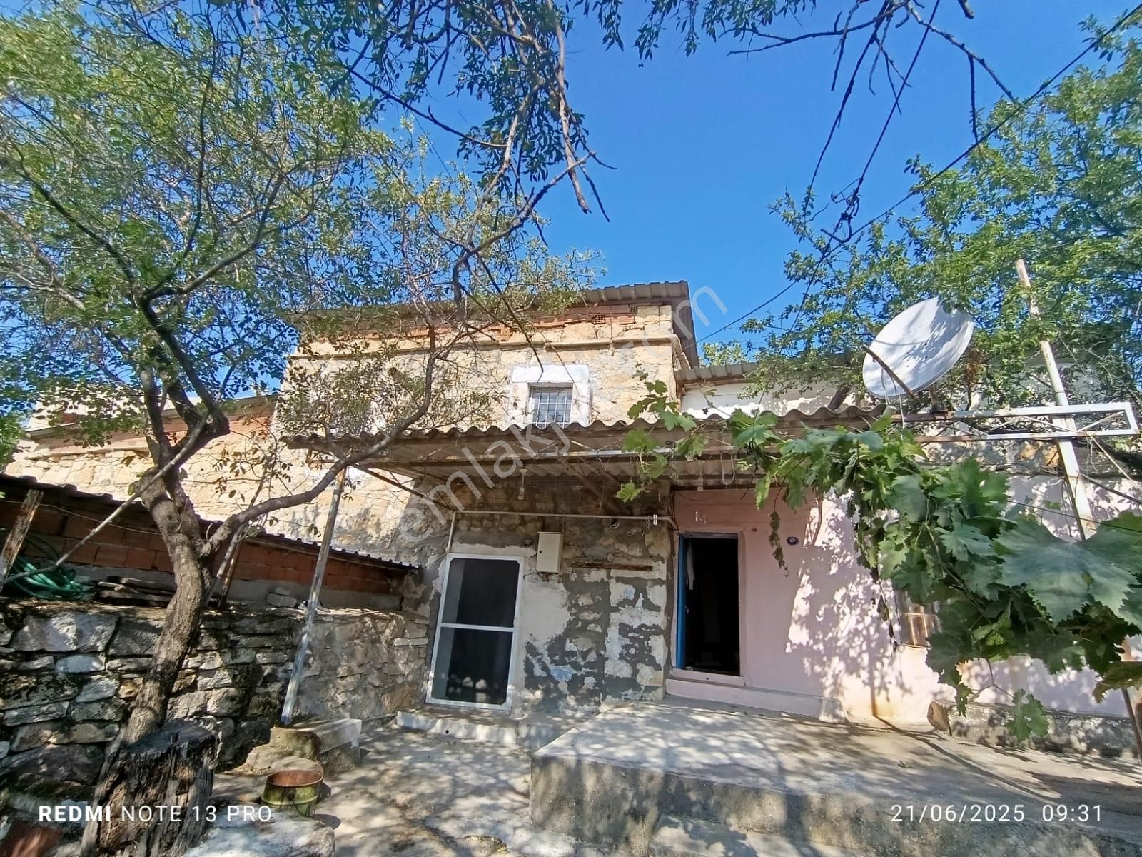 Foça Kocamehmetler Köyünde Satılık Eski Rum Taş Ev - Görsel 15