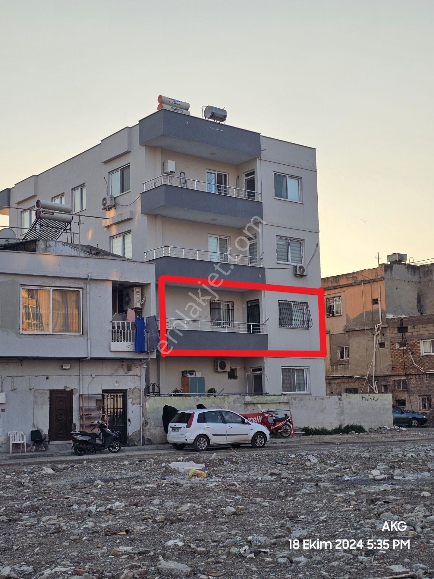 Akg'den Fener Caddesinde 2+1 Full Eşyalı Kiralık Ev