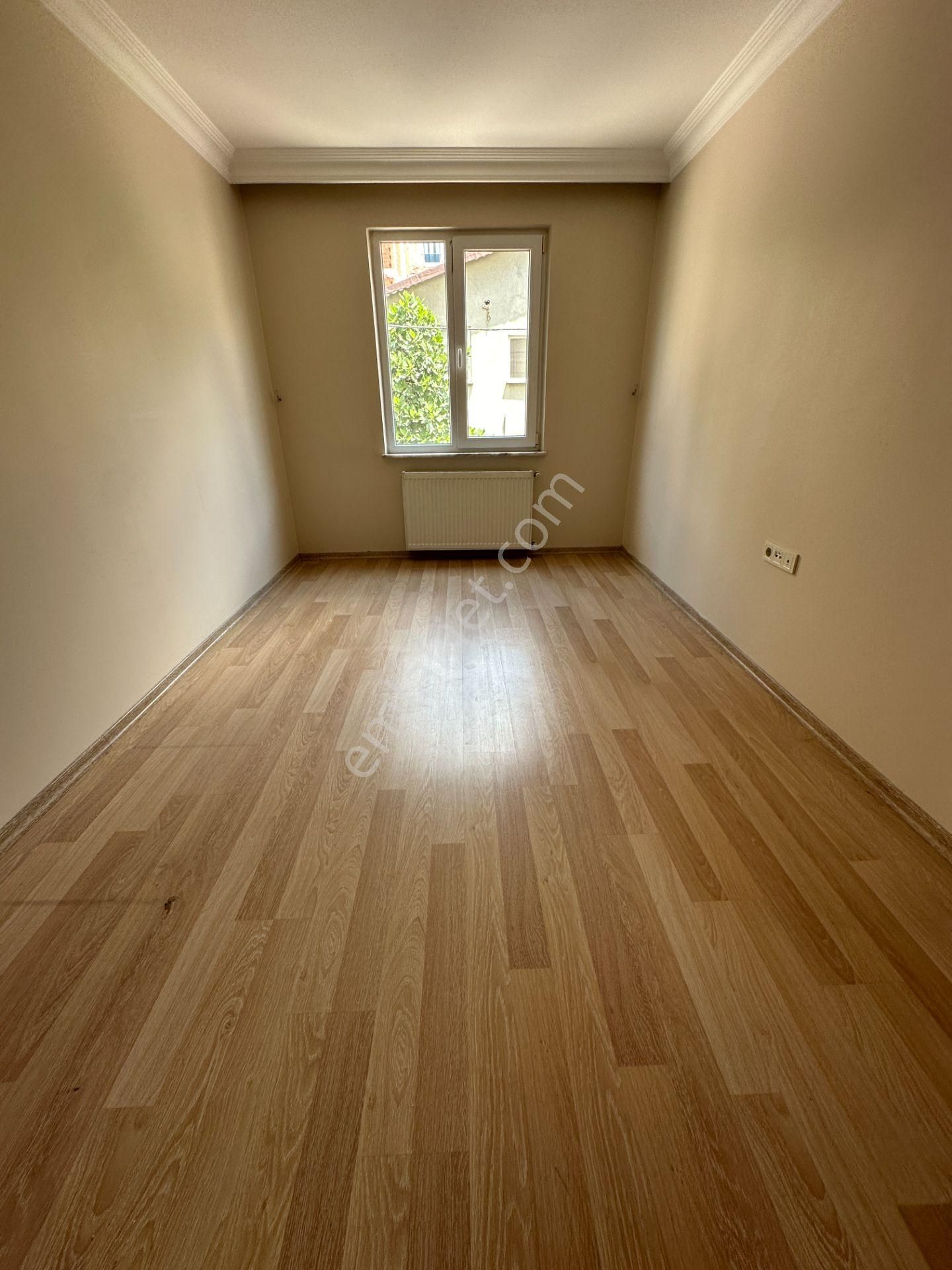 Kiralık 2+1 80 M2 Ara Kat Safa Mahallesi