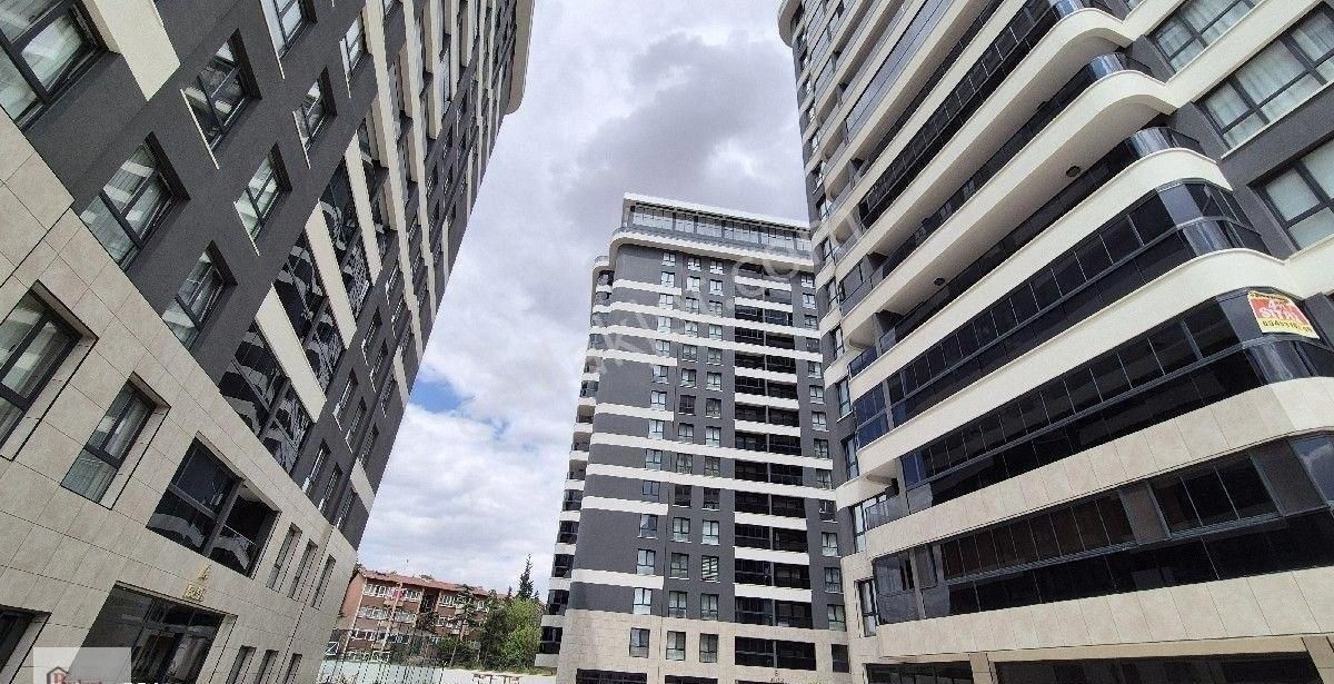 Asgardıa Da 4+1 Başkent Emlaktan Kiralık Daire