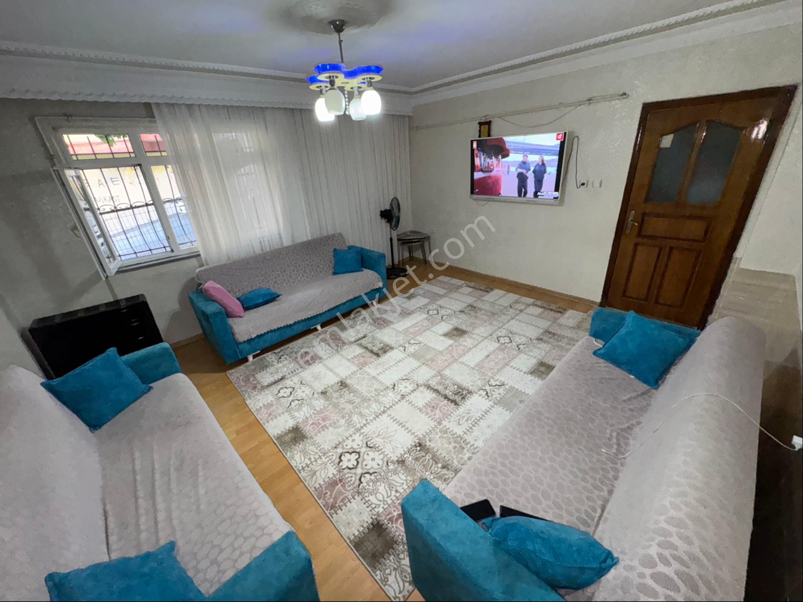 Zafer Yapıdan Satılık Düzgiriş Gibi Bahçekatı 2+1 90m2 15yıllık İstanbul Sultangazi Esentepe Mahde - Görsel 8