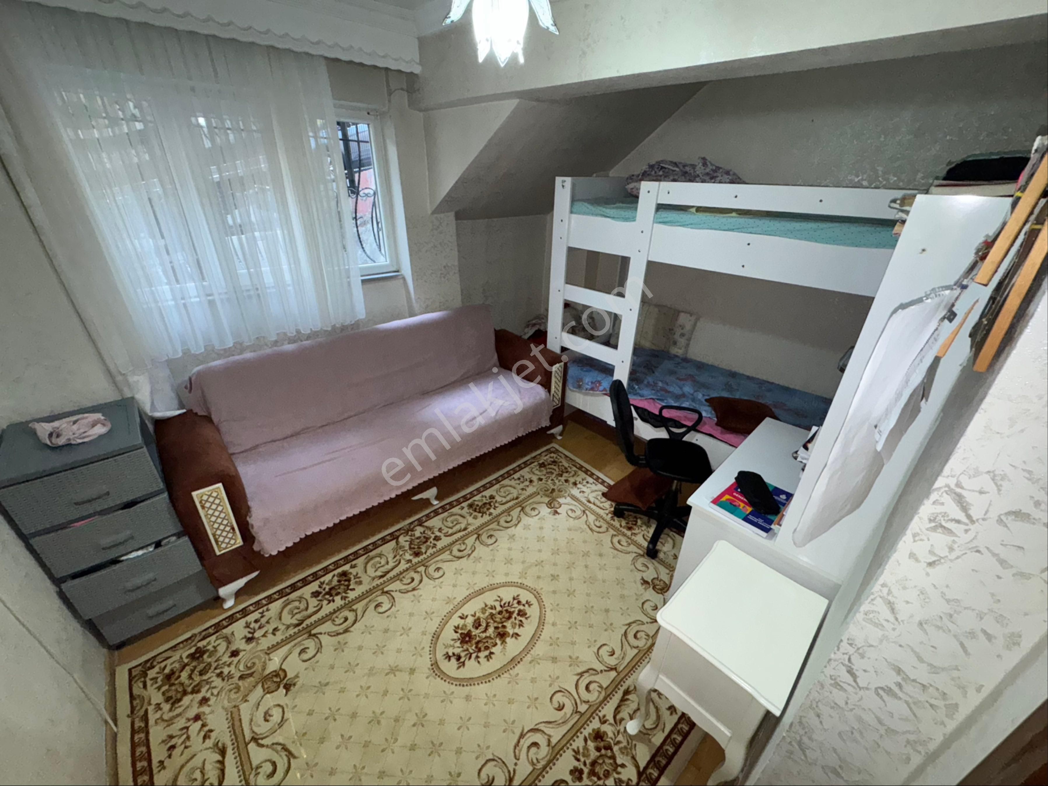 Zafer Yapıdan Satılık Düzgiriş Gibi Bahçekatı 2+1 90m2 15yıllık İstanbul Sultangazi Esentepe Mahde - Görsel 11