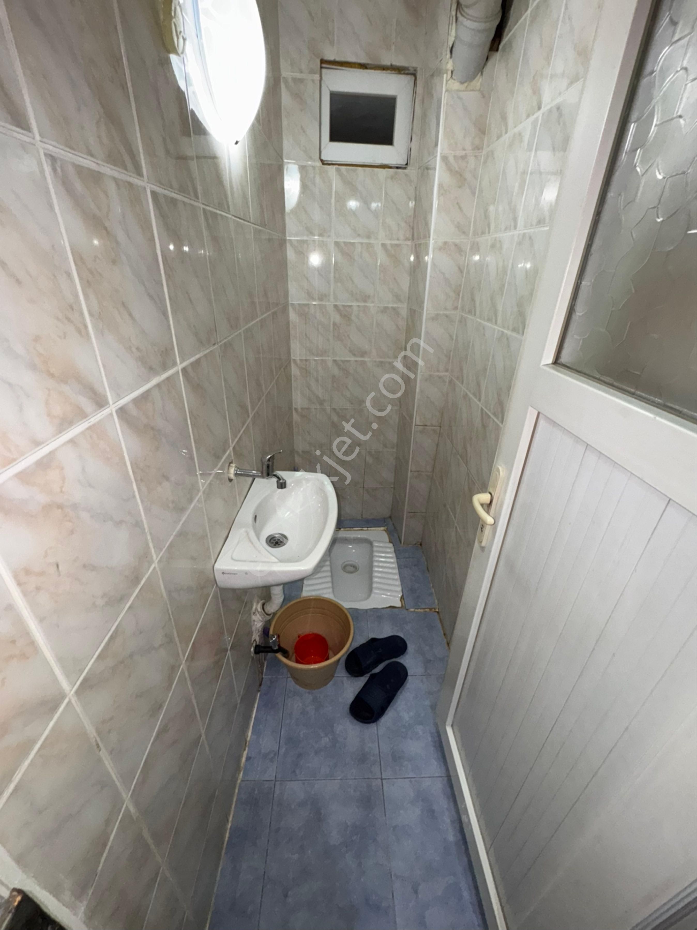 Zafer Yapıdan Satılık Düzgiriş Gibi Bahçekatı 2+1 90m2 15yıllık İstanbul Sultangazi Esentepe Mahde - Görsel 31