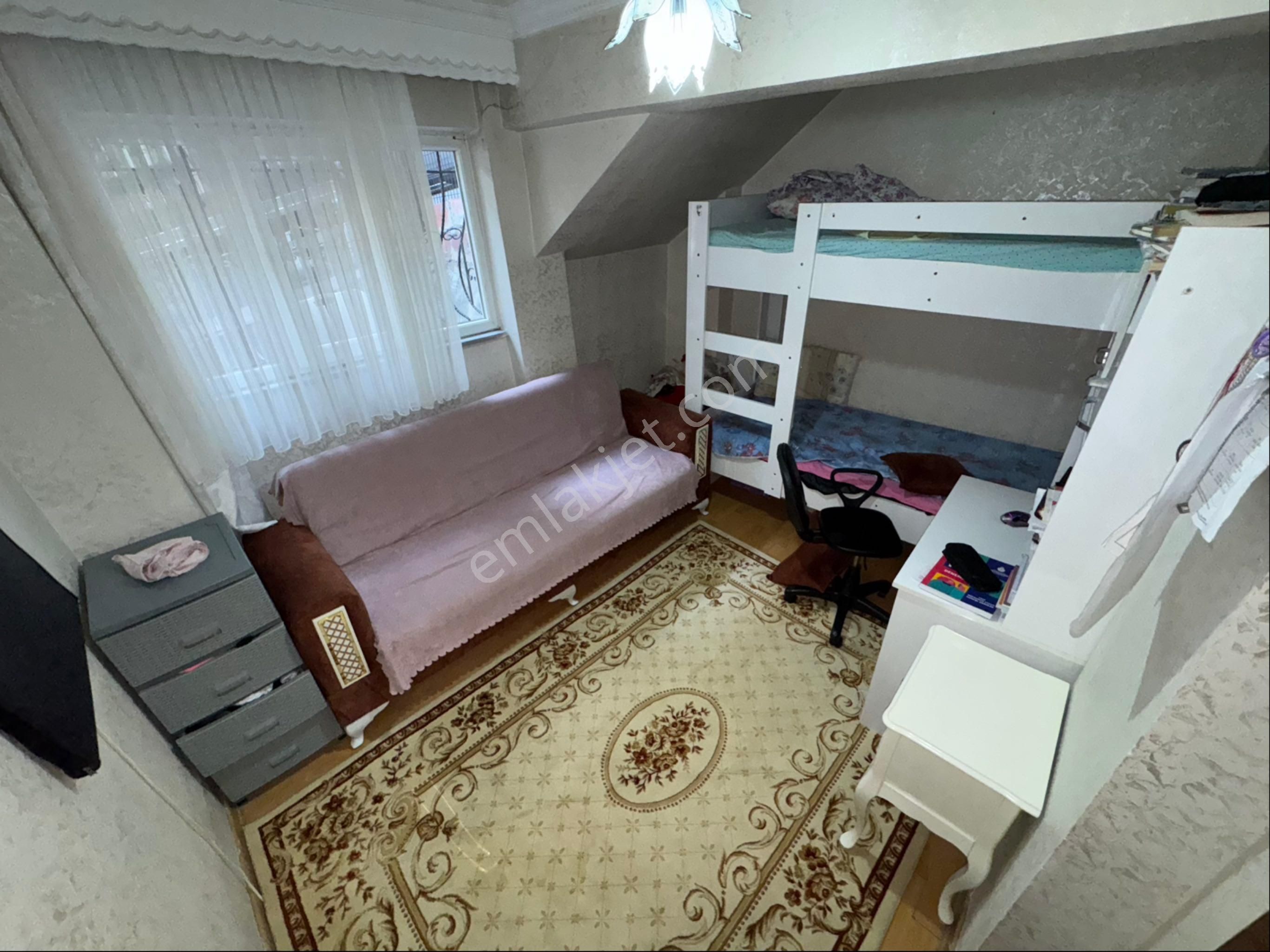 Zafer Yapıdan Satılık Düzgiriş Gibi Bahçekatı 2+1 90m2 15yıllık İstanbul Sultangazi Esentepe Mahde - Görsel 14