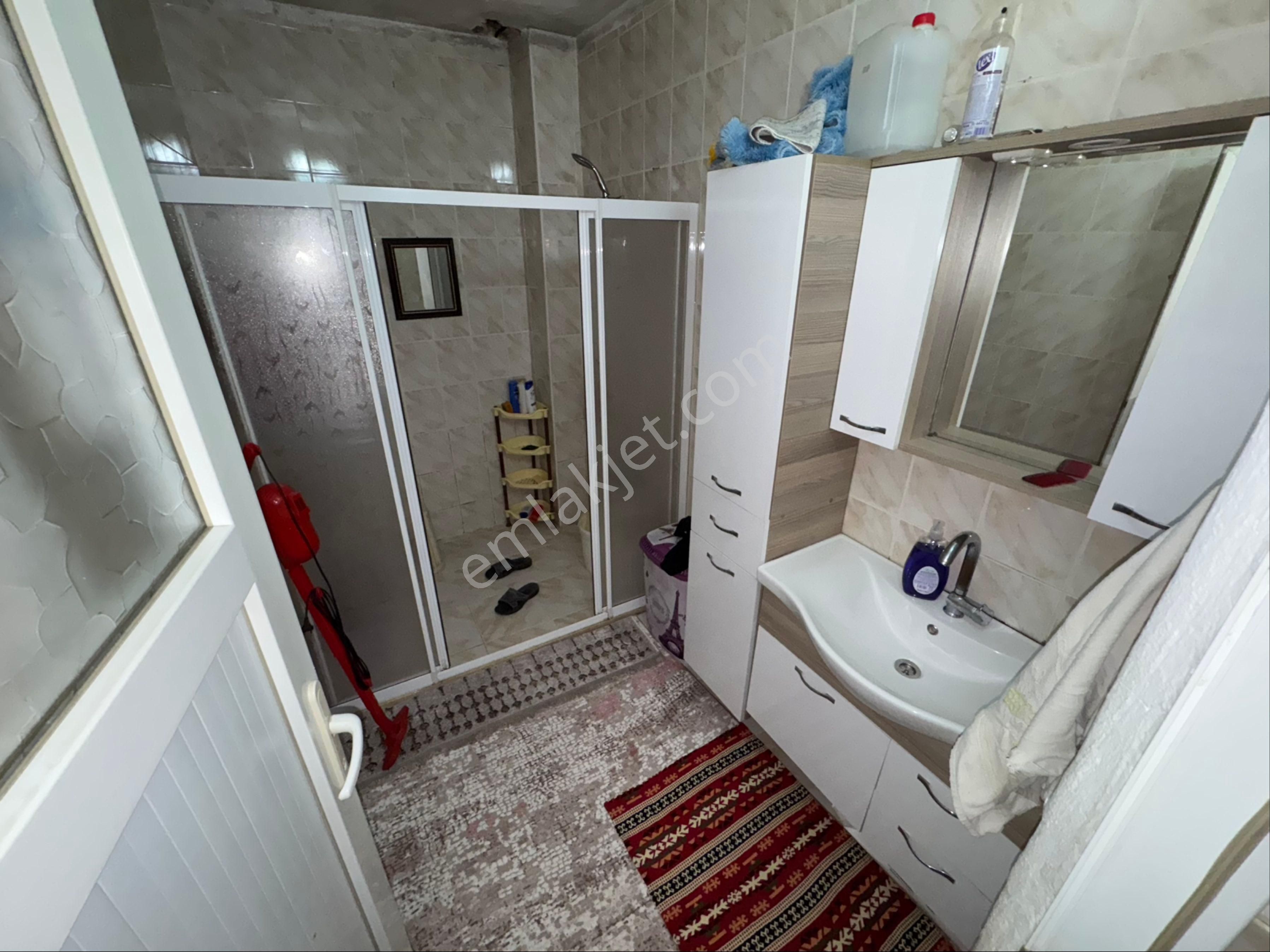 Zafer Yapıdan Satılık Düzgiriş Gibi Bahçekatı 2+1 90m2 15yıllık İstanbul Sultangazi Esentepe Mahde - Görsel 19