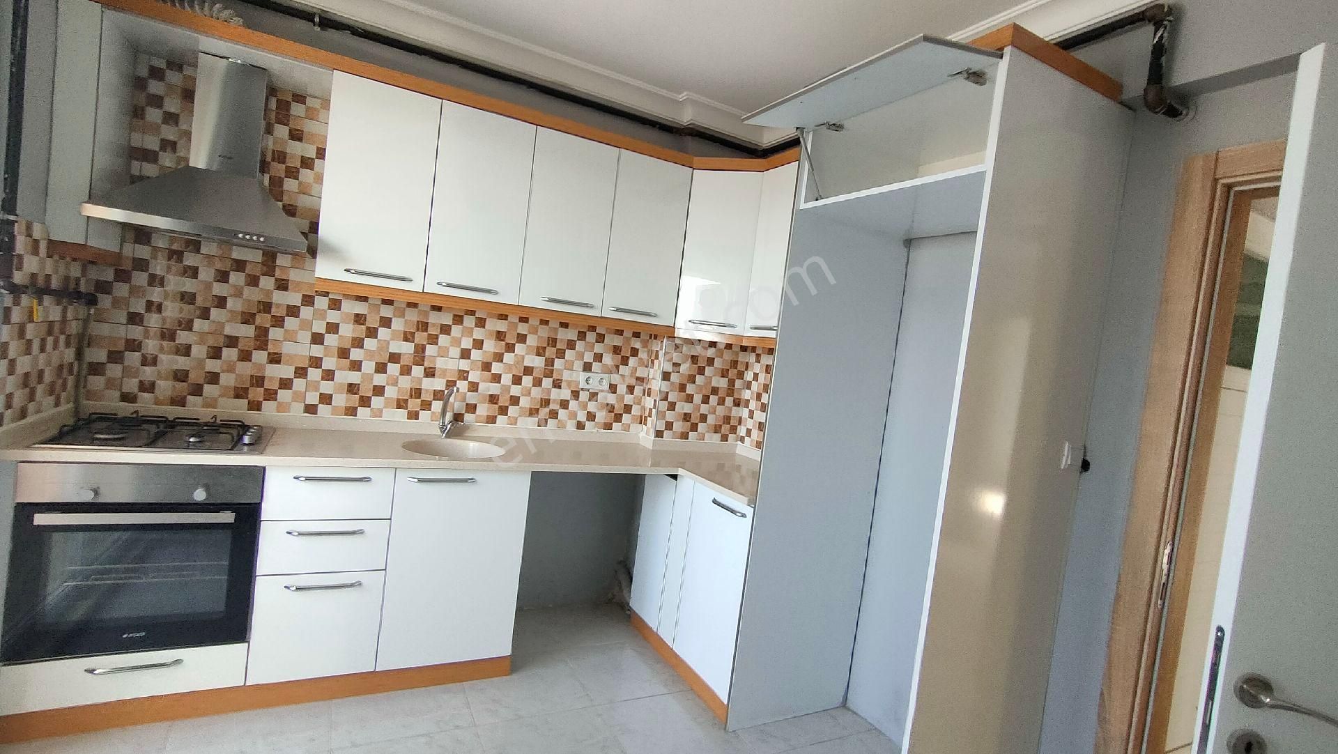 Bursa Kestel A.v.paşa Mah'de Metroya Hastaneye Ve Meydana Yakın Kiralık 5+1 Klimalı Daire