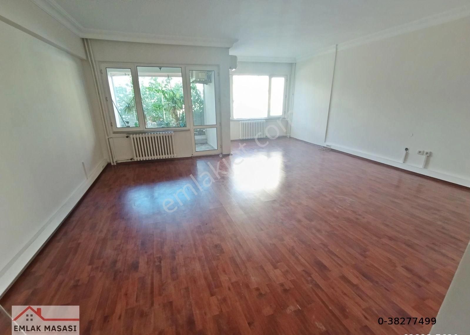 Altunizadede Güvenlikli Site İçerisinde 3+1 Balkonlu Daire Emlak Masası